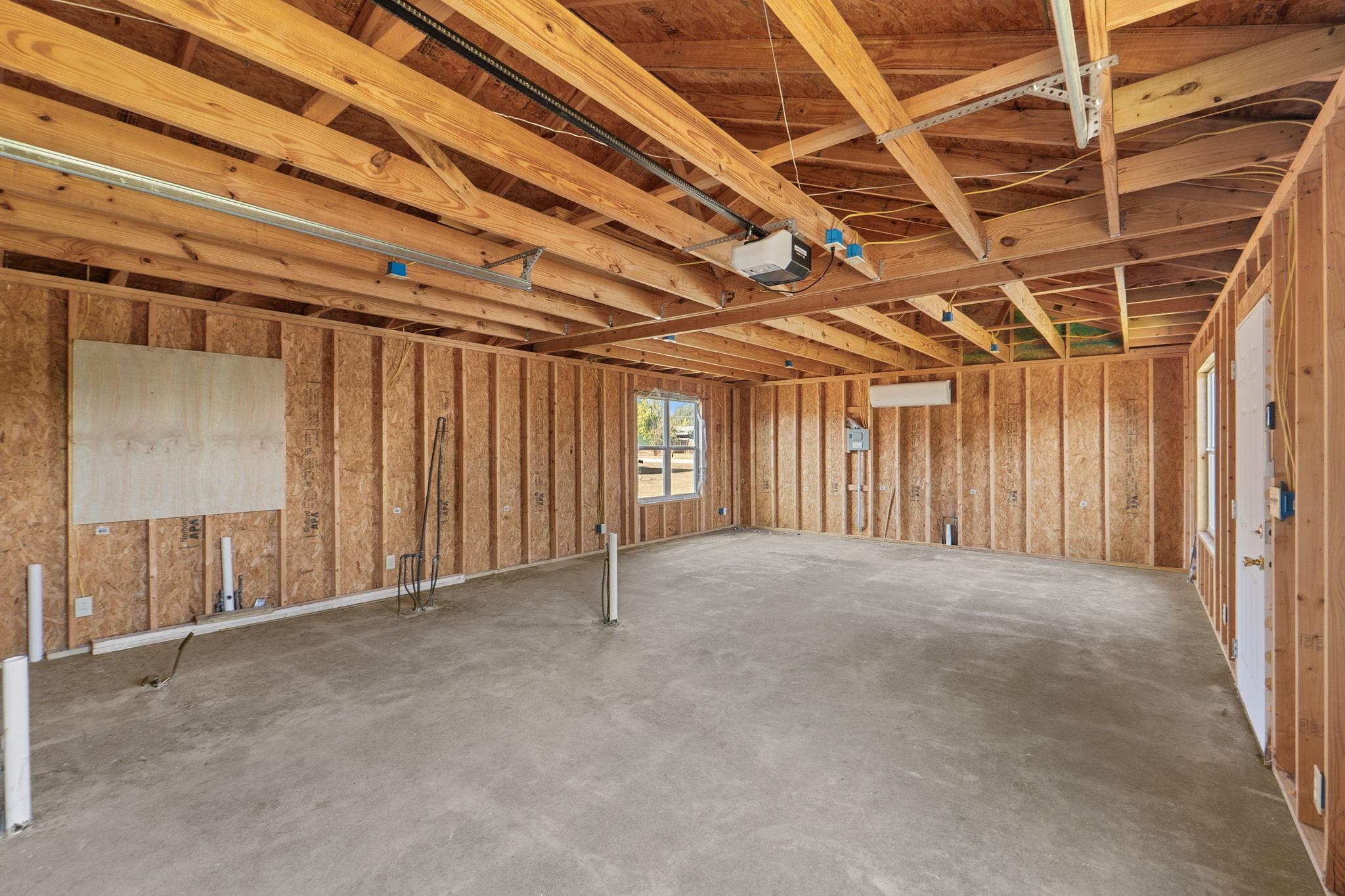 710 Fallen Oak Dr, Bertram, TX 78605