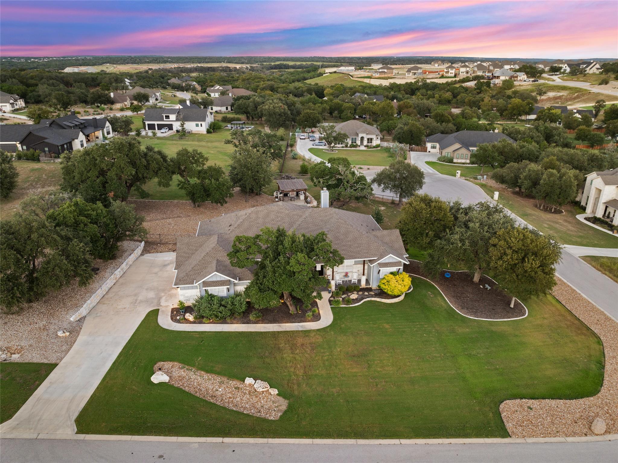 105 Stag Leap Ct, Liberty Hill, TX 78642