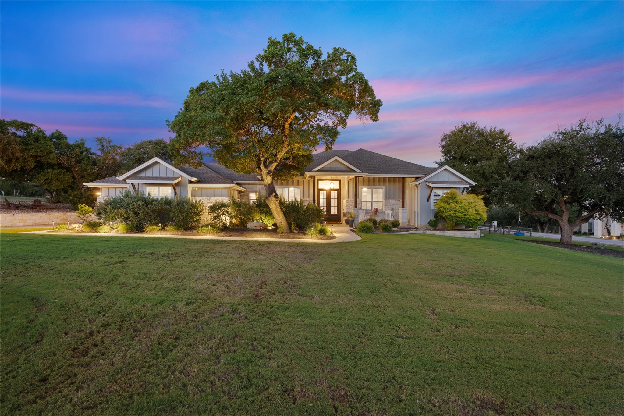 105 Stag Leap Ct, Liberty Hill, TX 78642