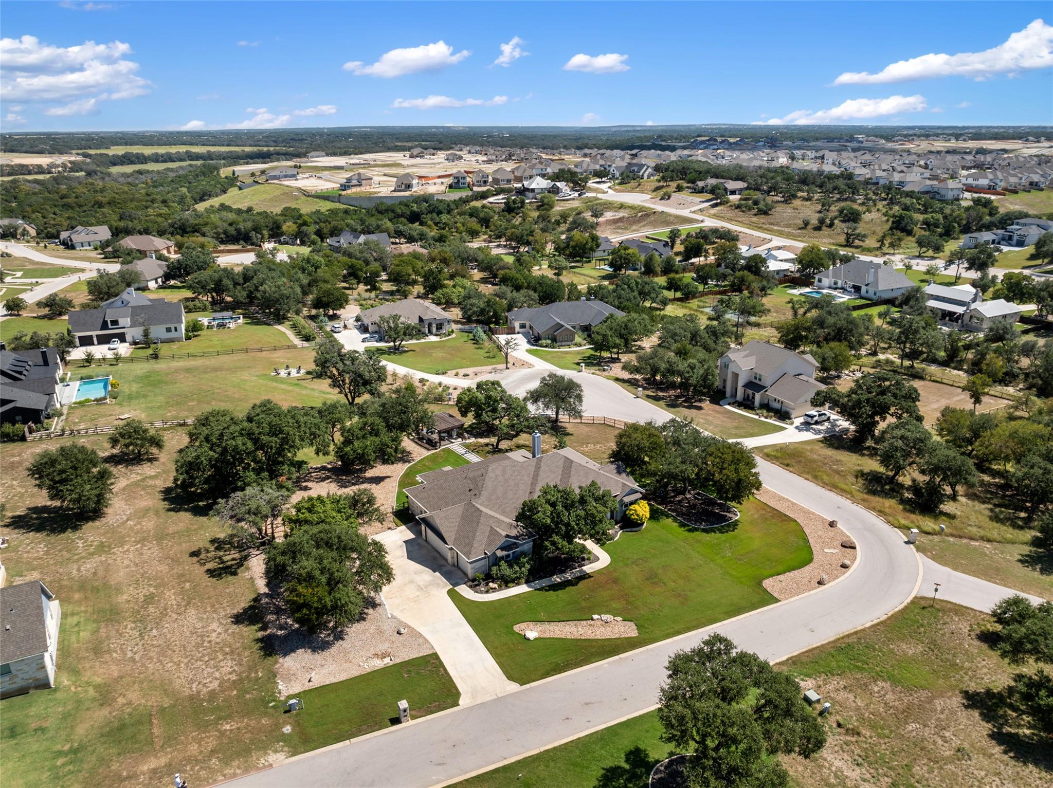 105 Stag Leap Ct, Liberty Hill, TX 78642