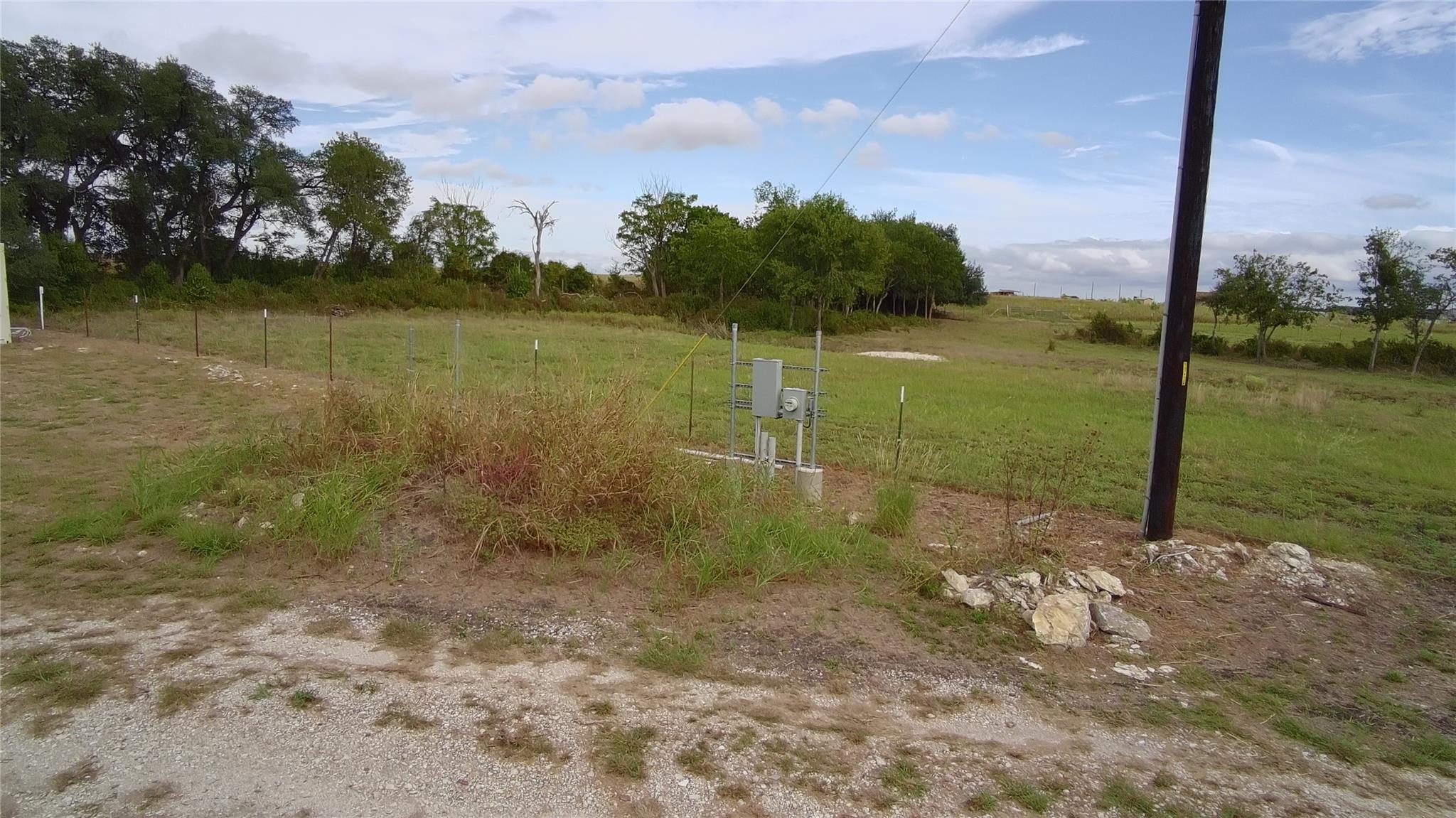 497 County Road 329 Rd, Granger, TX 76530