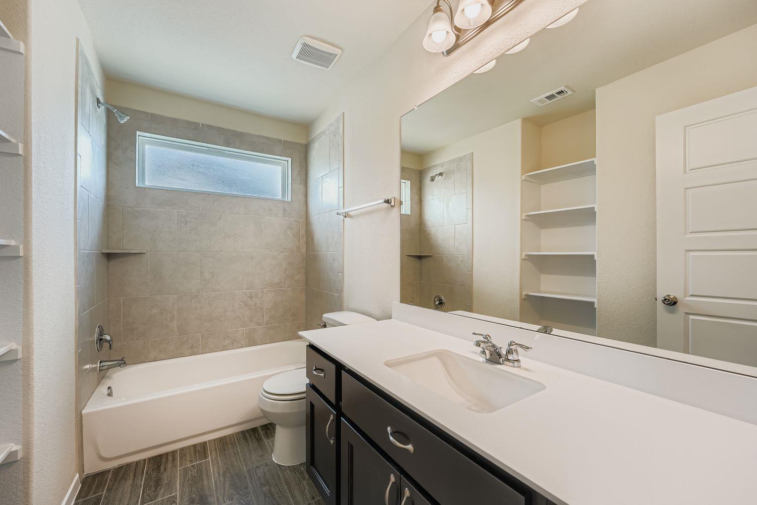 318 Schuylerville Dr, Elgin, TX 78621