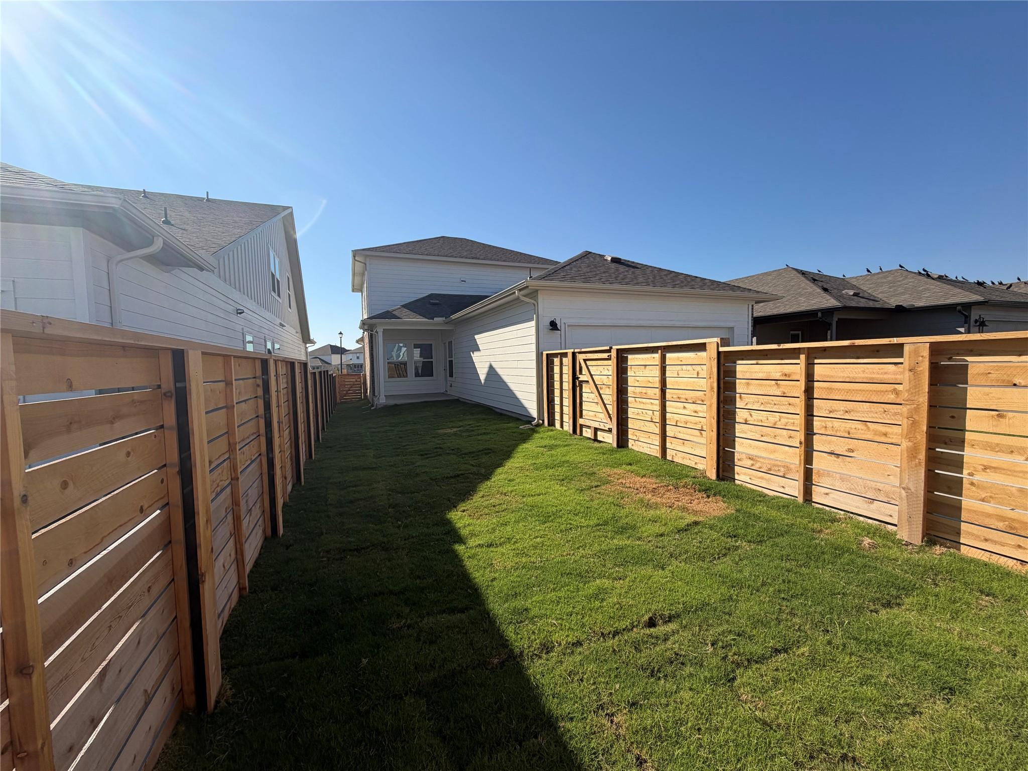 109 Rock Daisy Trl, Hutto, TX 78634