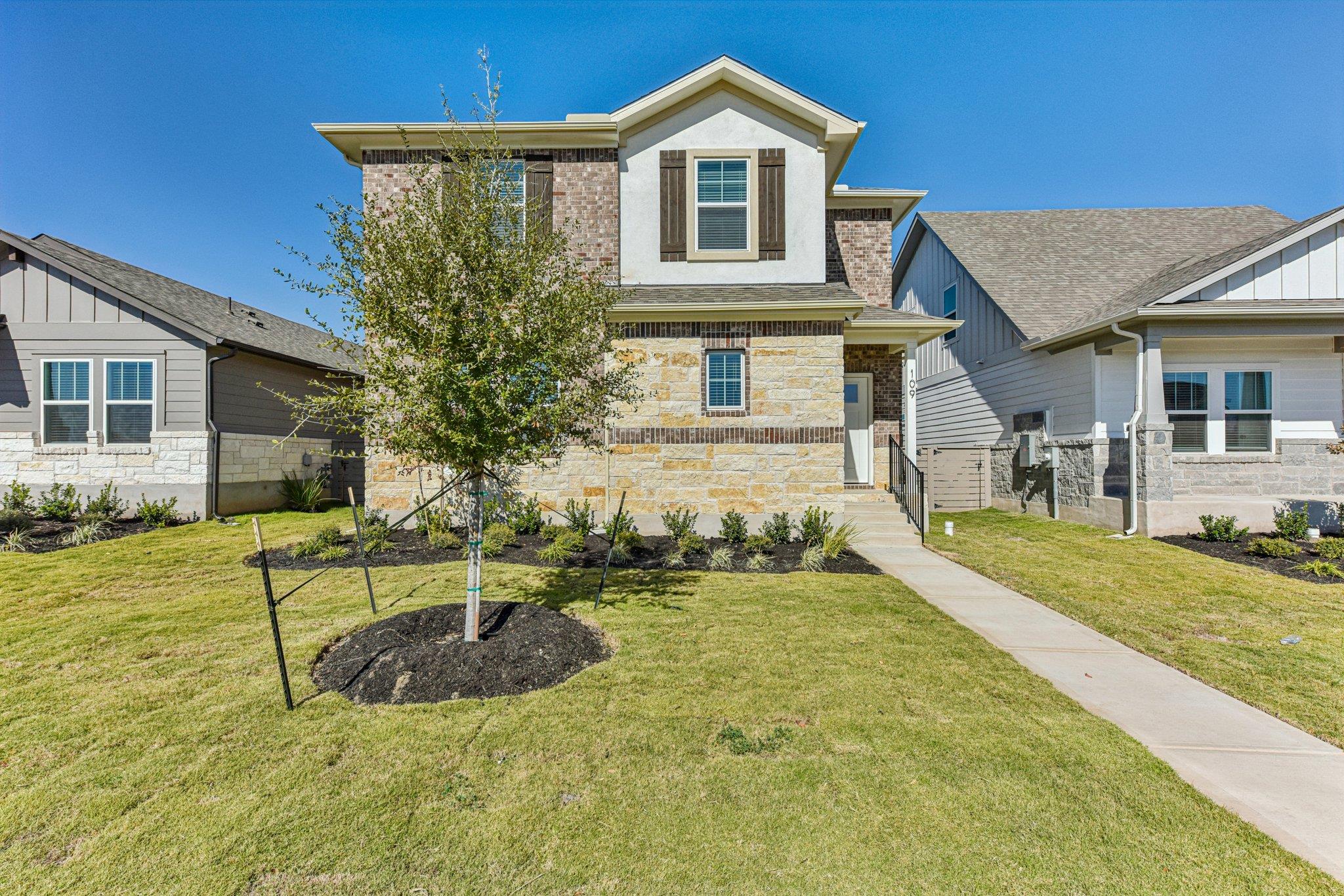 109 Rock Daisy Trl, Hutto, TX 78634