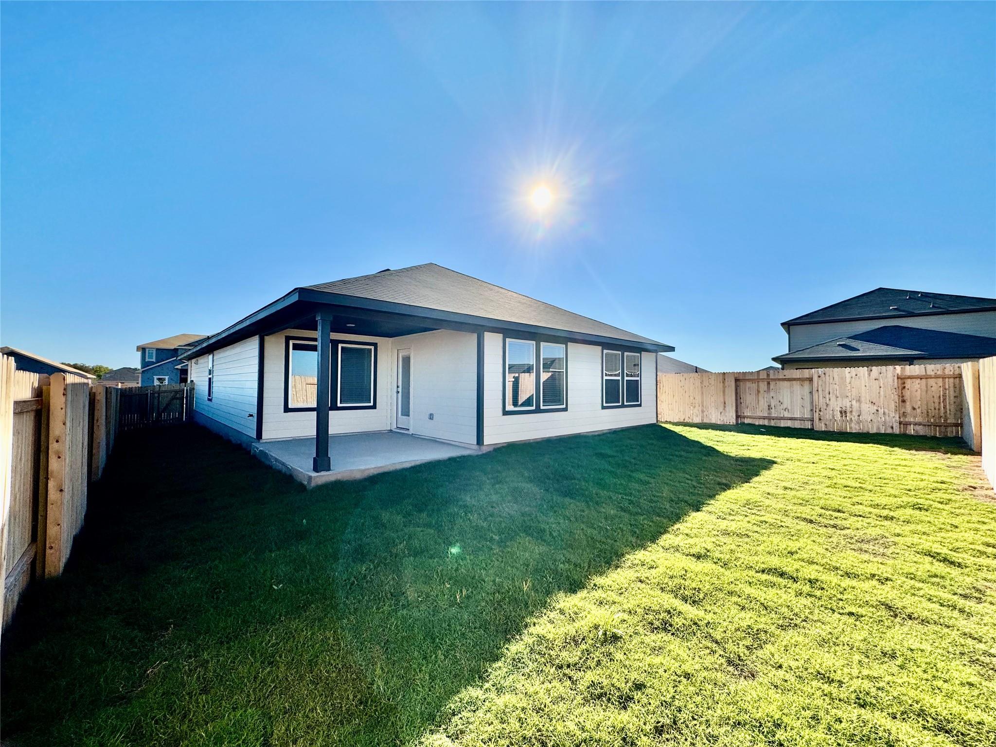 144 Boondoggle Rdg, Cedar Creek, TX 78612