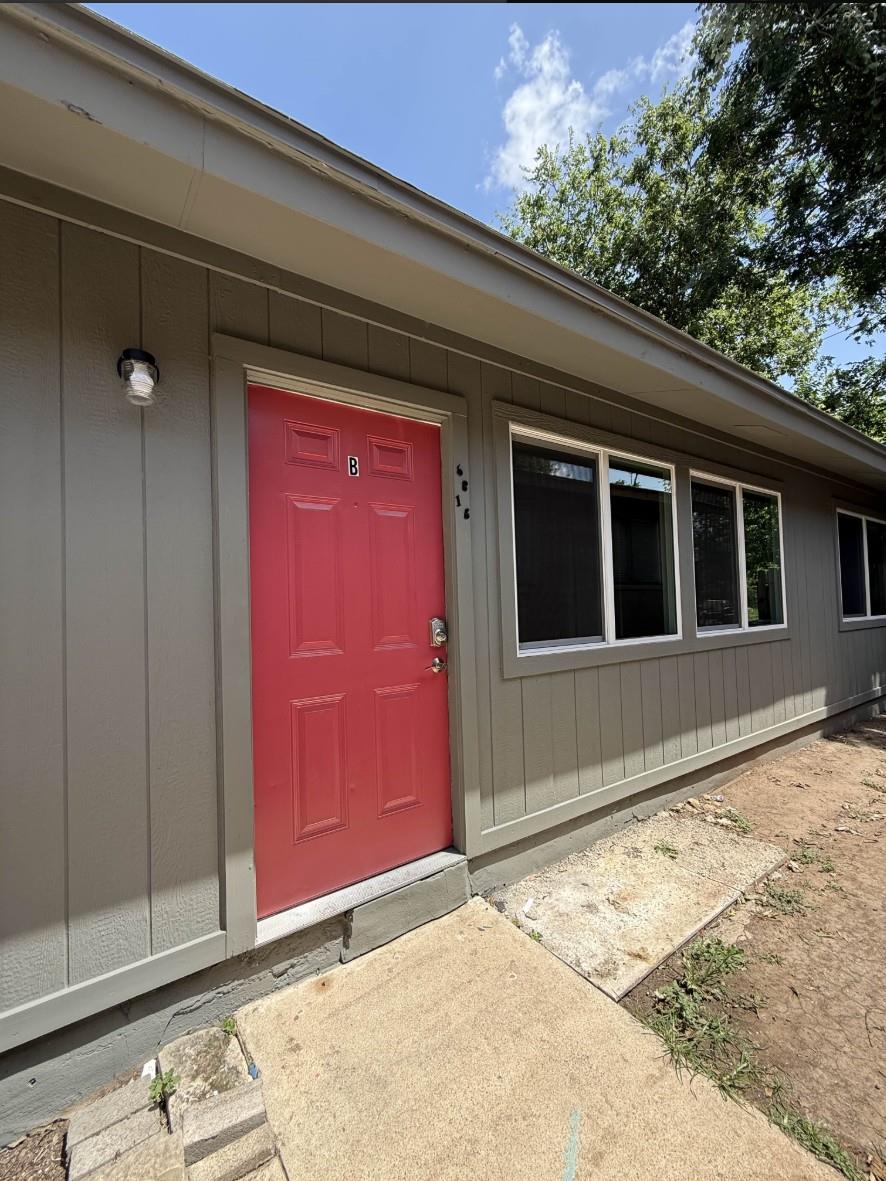 6815 Blue Dawn Trl # B, Austin, TX 78744