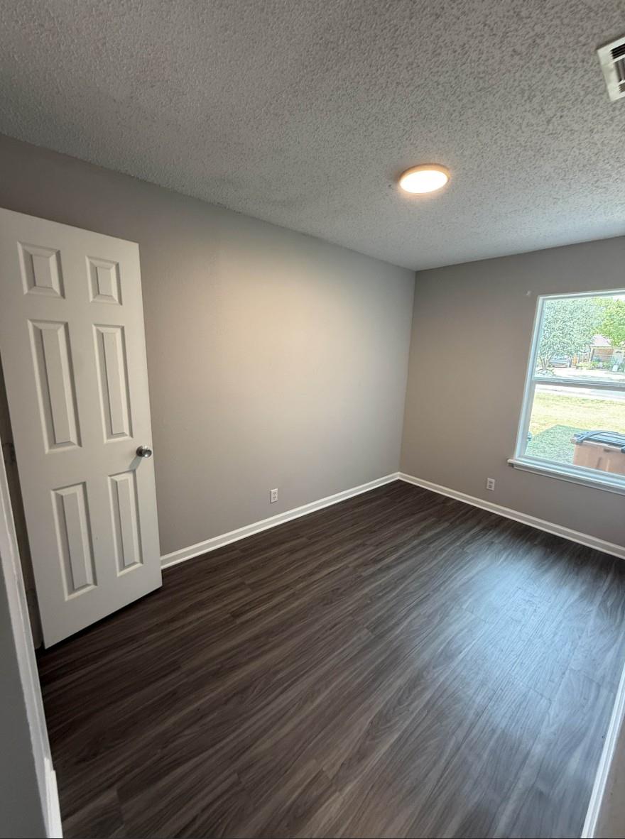 6815 Blue Dawn Trl # B, Austin, TX 78744