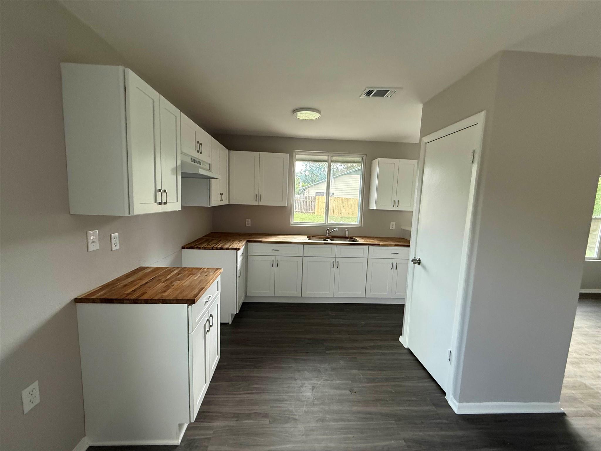 6800 Bryonwood Dr, Austin, TX 78724