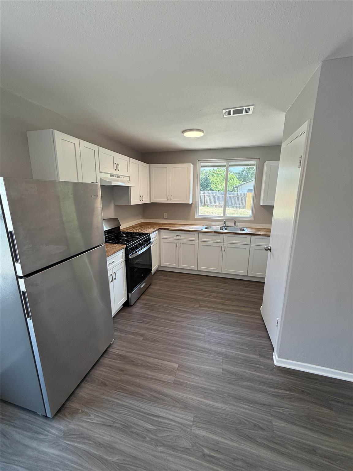 6800 Bryonwood Dr, Austin, TX 78724