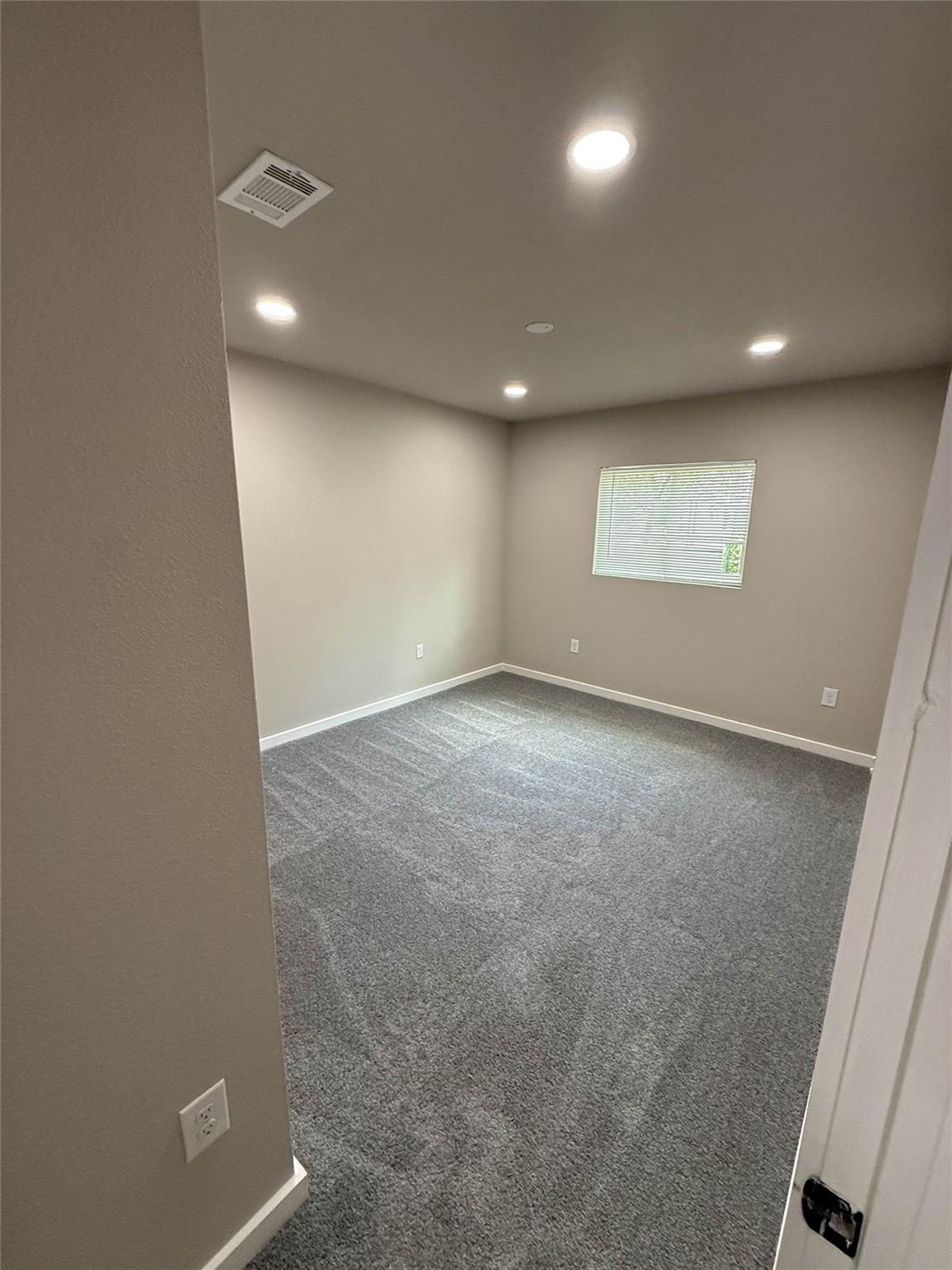 7207 E Meadow Bend Dr, Austin, TX 78724