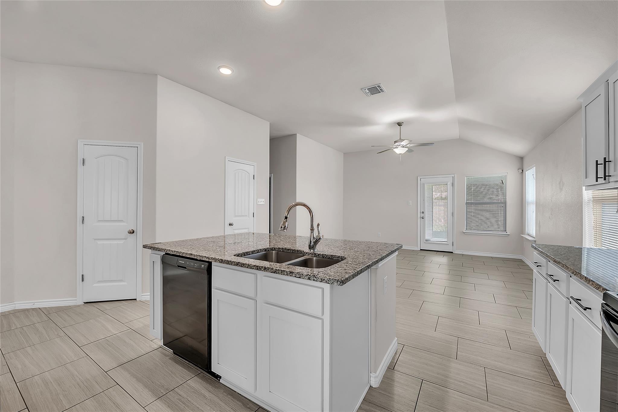 6303 Great Divide Rd, Killeen, TX 76549