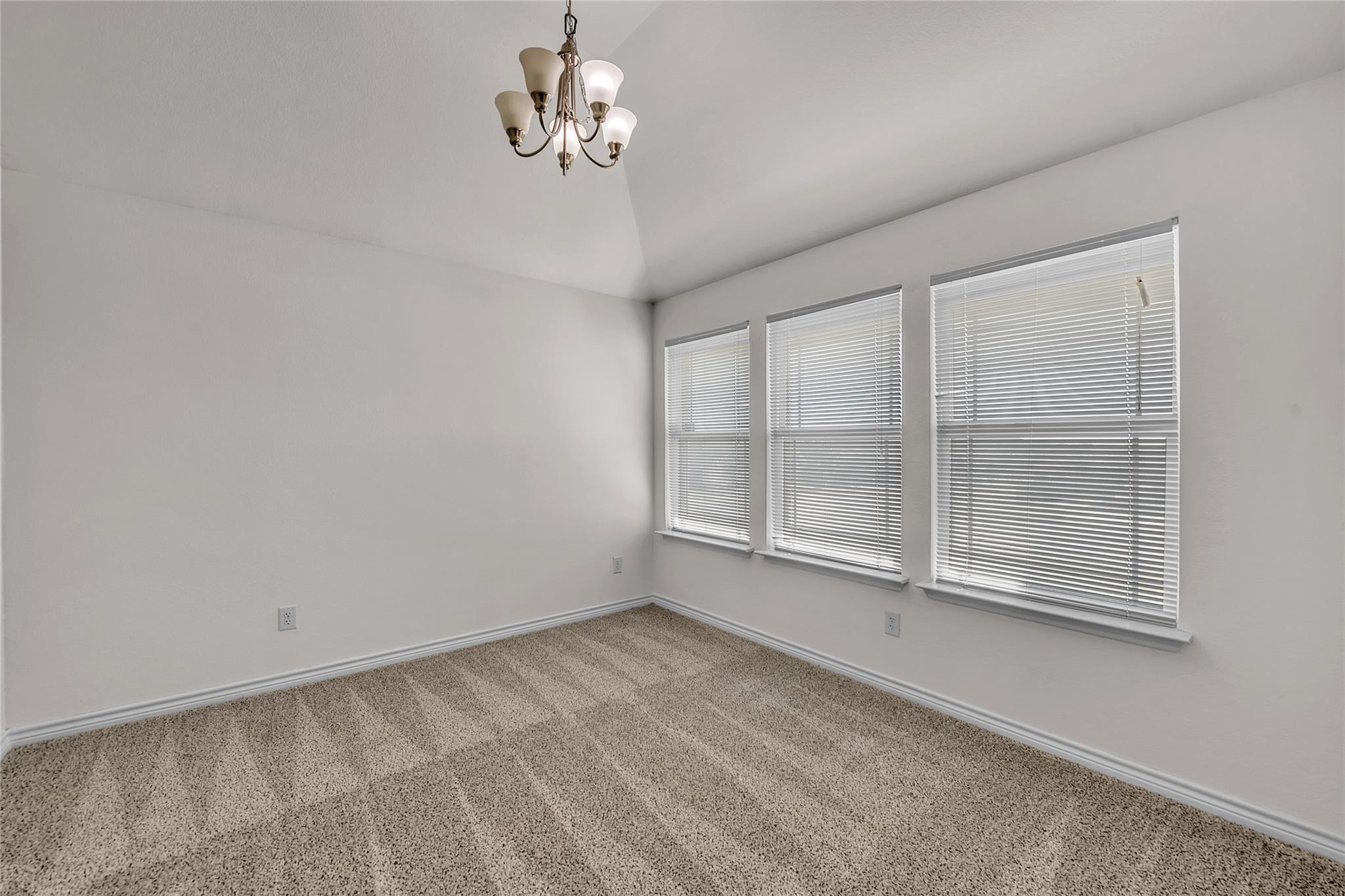 6303 Great Divide Rd, Killeen, TX 76549