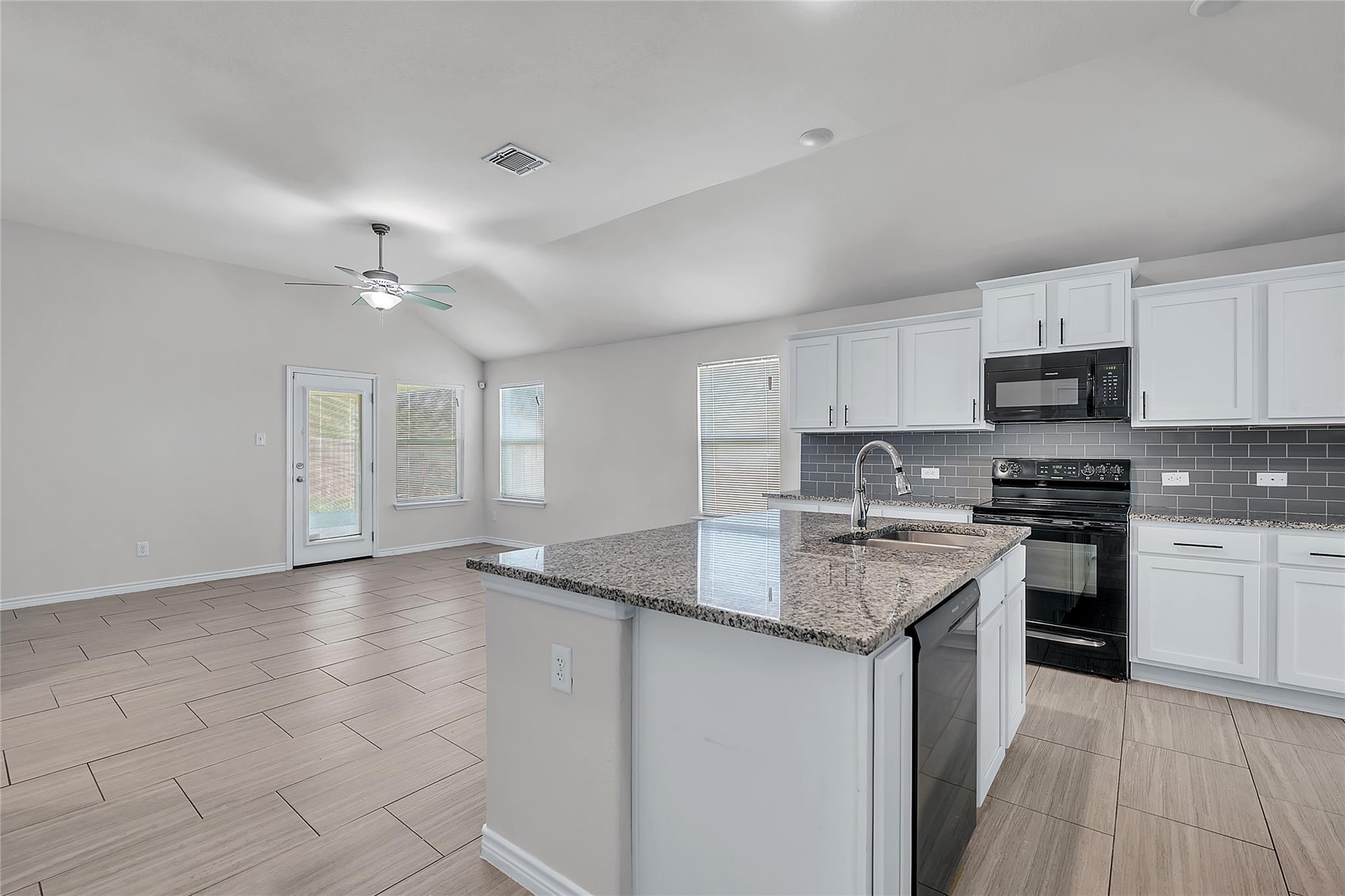 6303 Great Divide Rd, Killeen, TX 76549