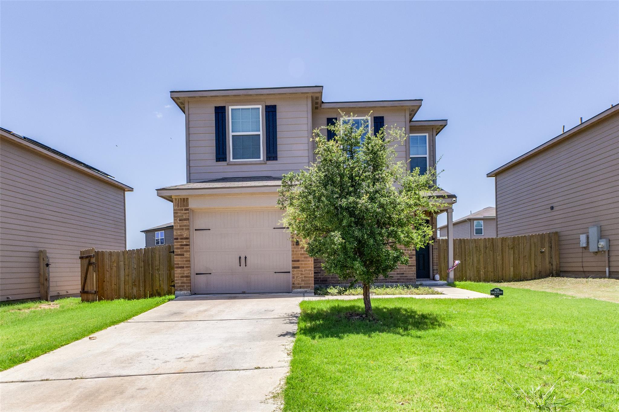 773 Yearwood Ln, Jarrell, TX 76537