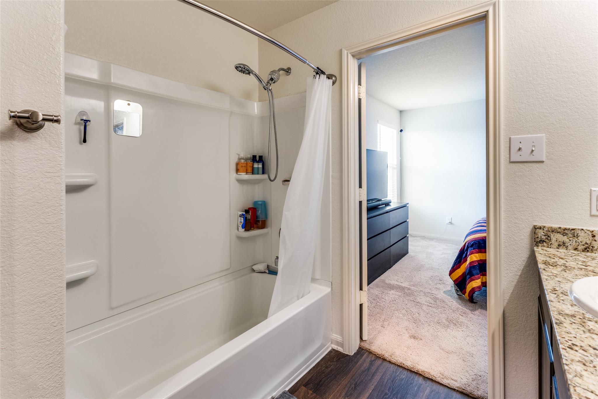 773 Yearwood Ln, Jarrell, TX 76537