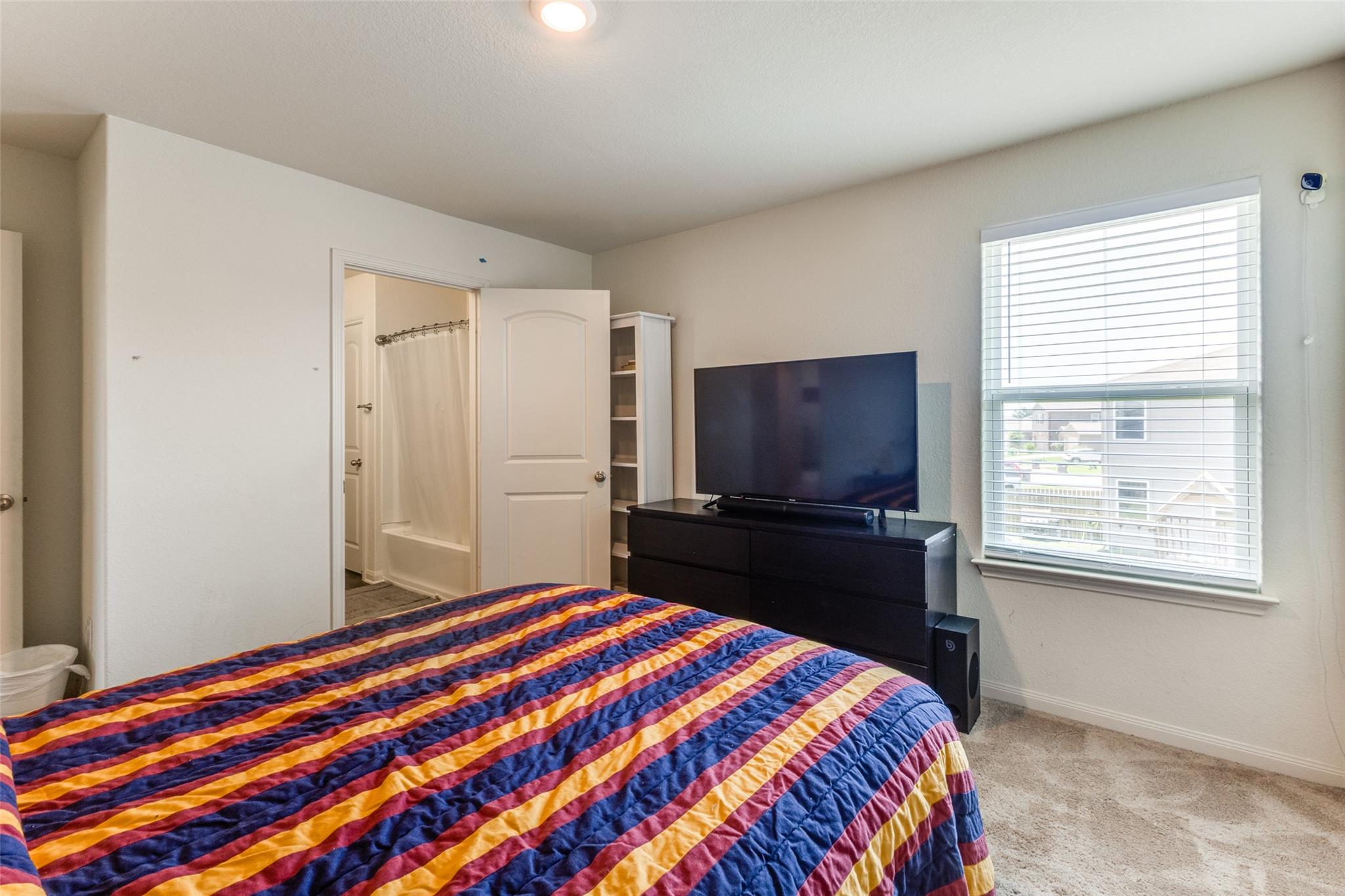 773 Yearwood Ln, Jarrell, TX 76537