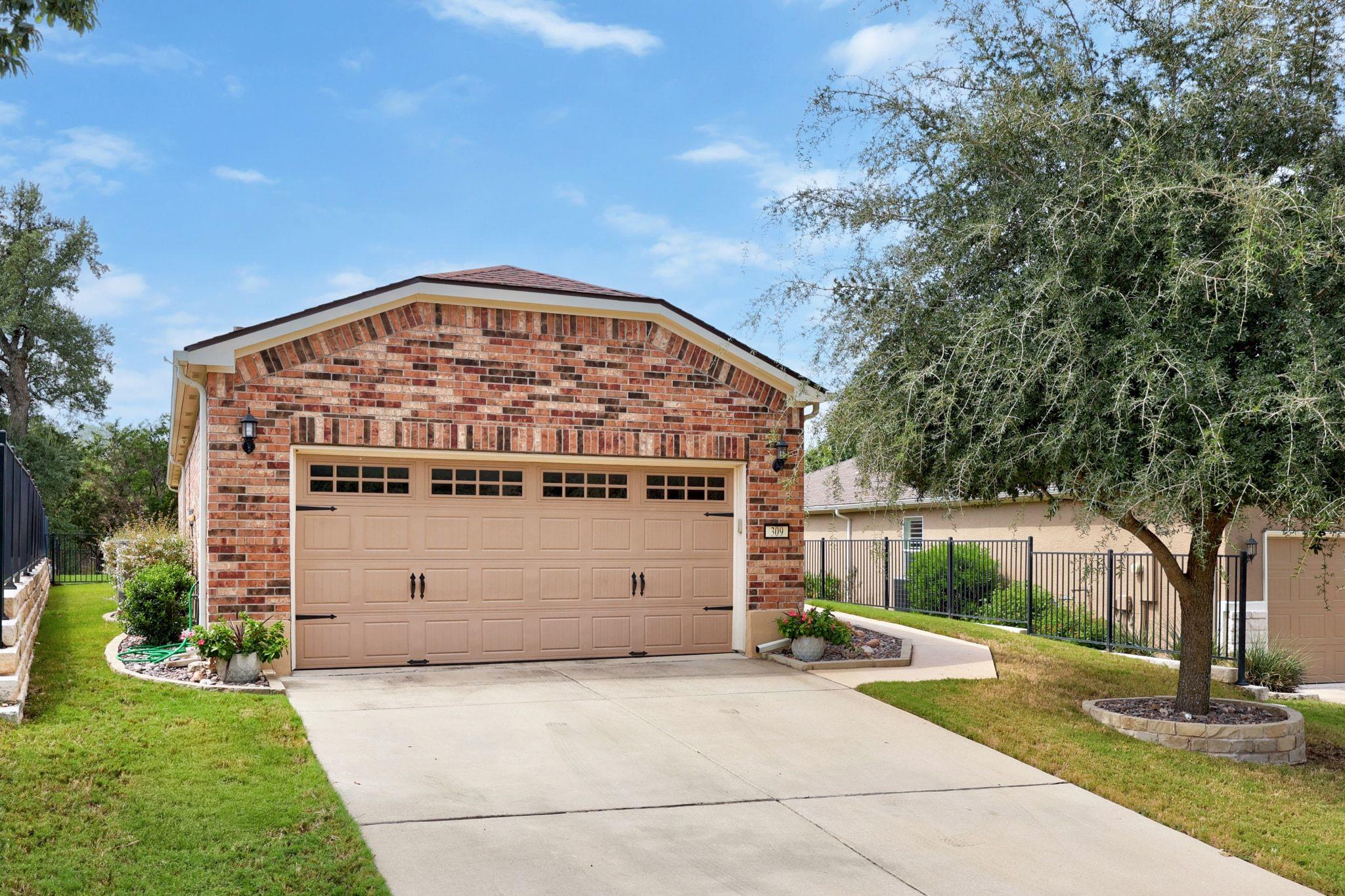 309 Kickapoo Creek Ln, Georgetown, TX 78633