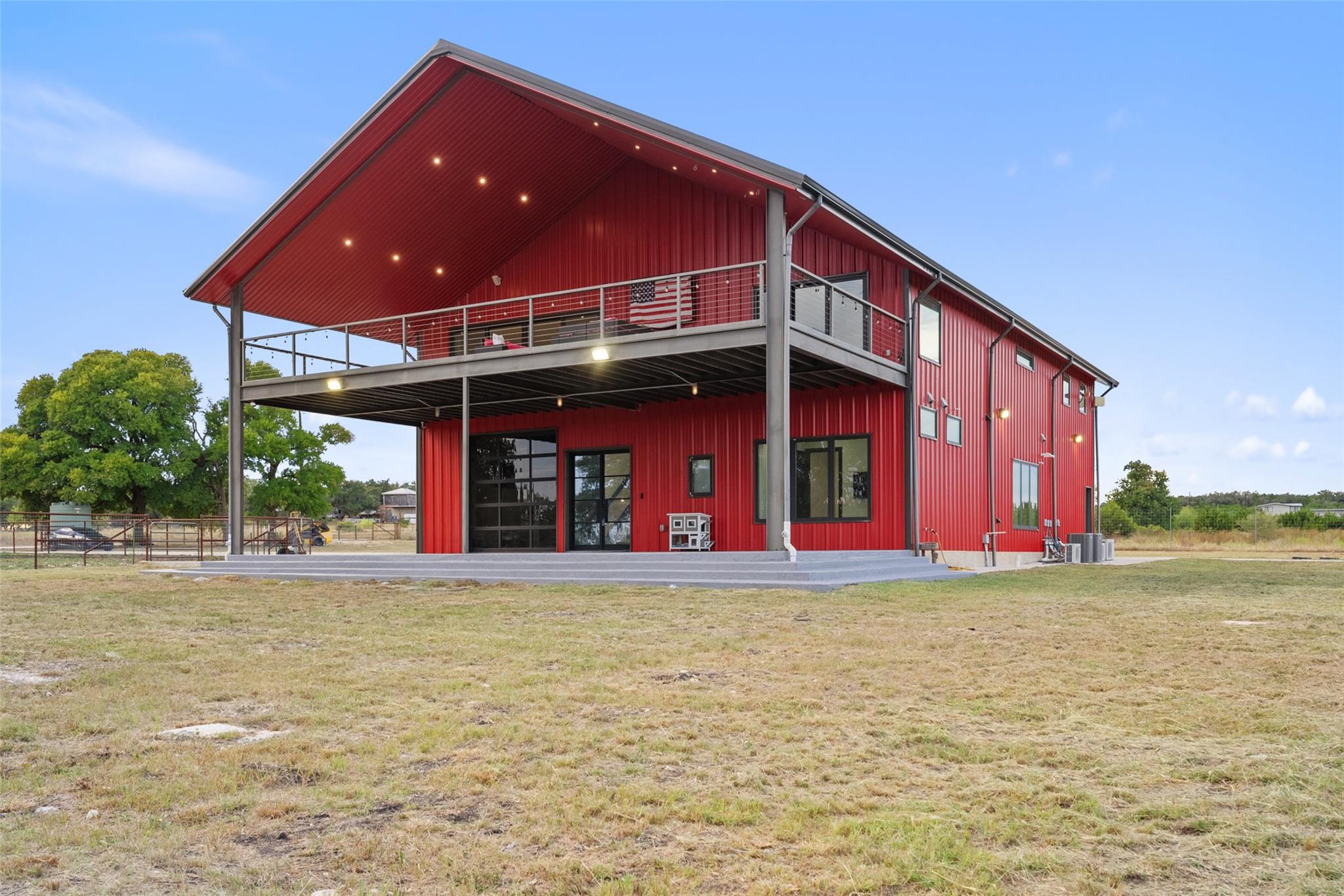 561 Broken Bit Trl, Dripping Springs, TX 78620