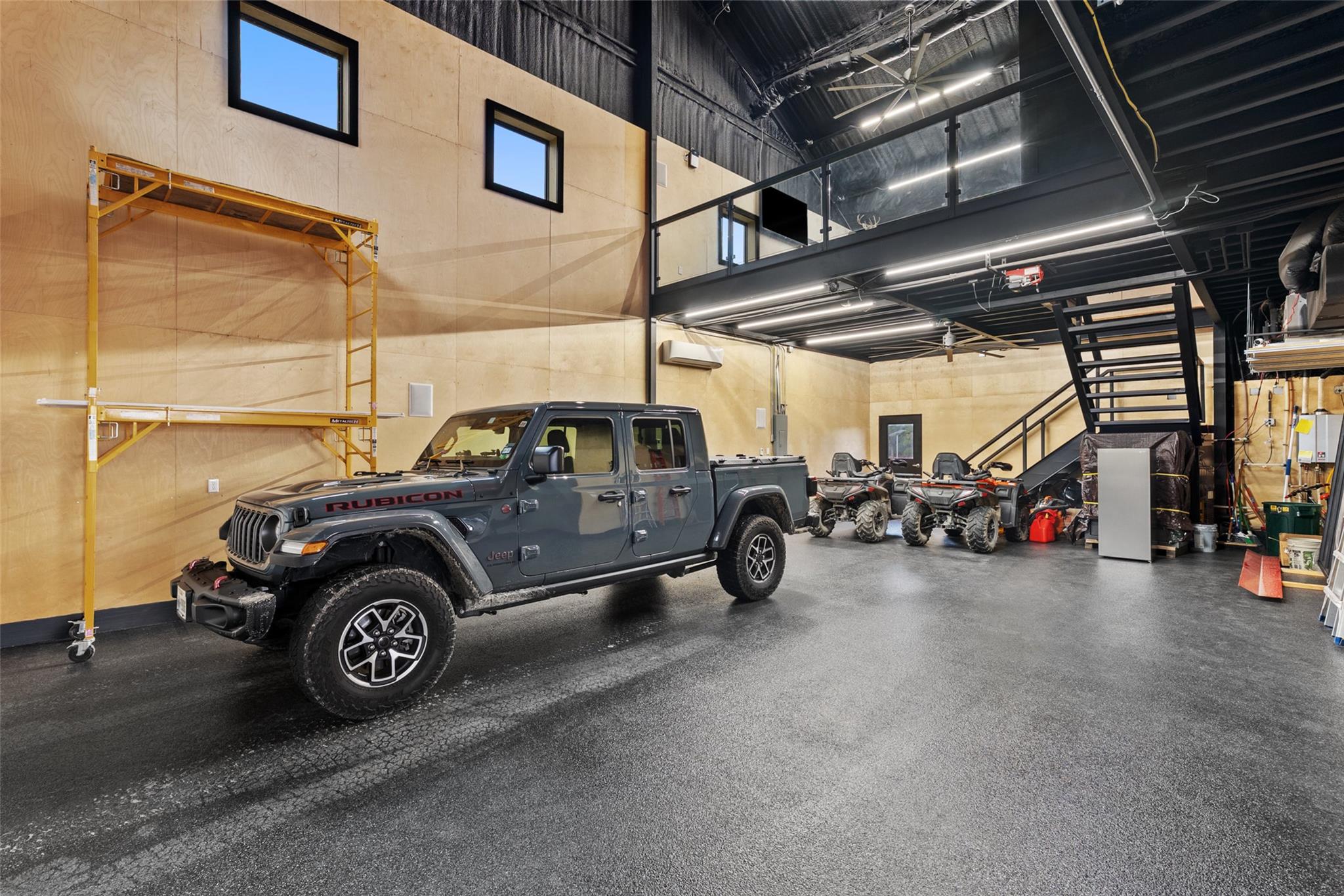 561 Broken Bit Trl, Dripping Springs, TX 78620