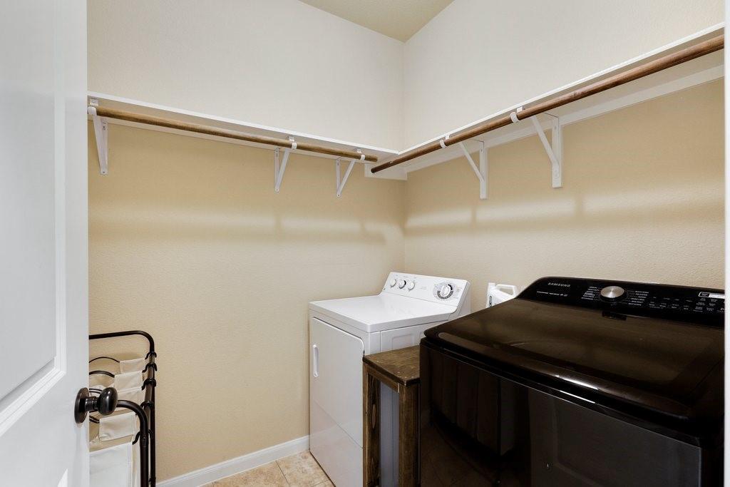 119 Colthorpe Ln, Hutto, TX 78634