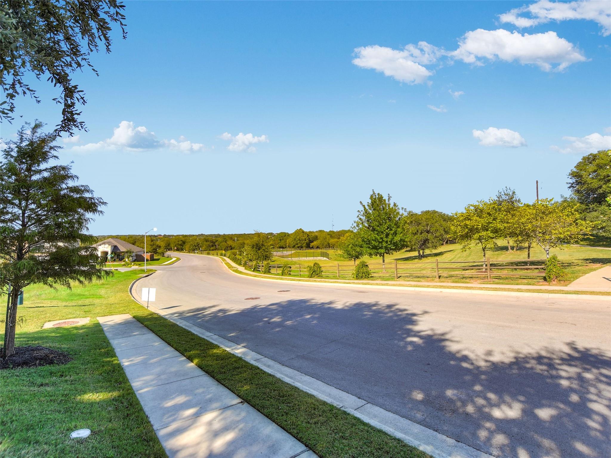 820 Goldilocks Ln, Manchaca, TX 78652