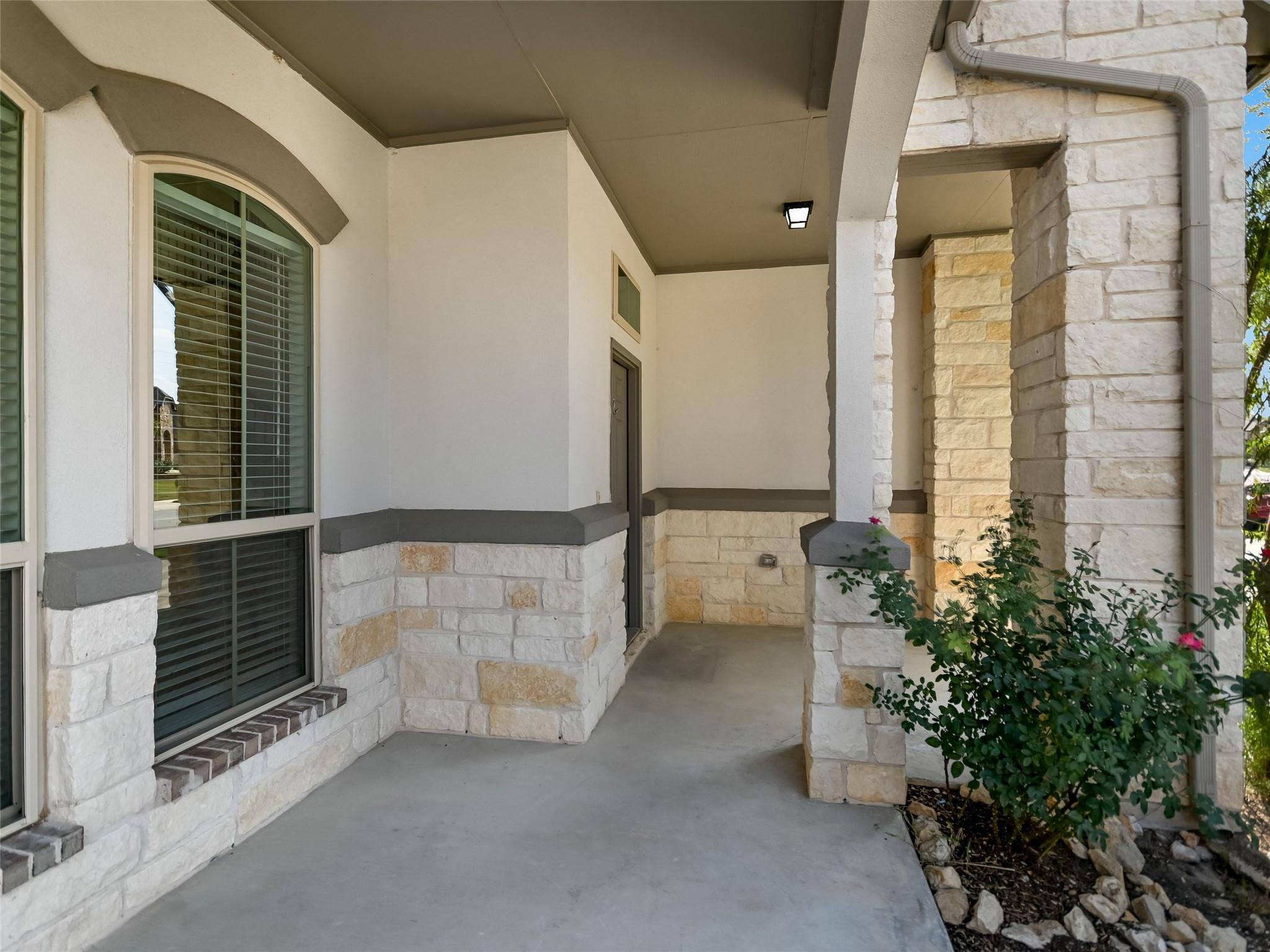 820 Goldilocks Ln, Manchaca, TX 78652