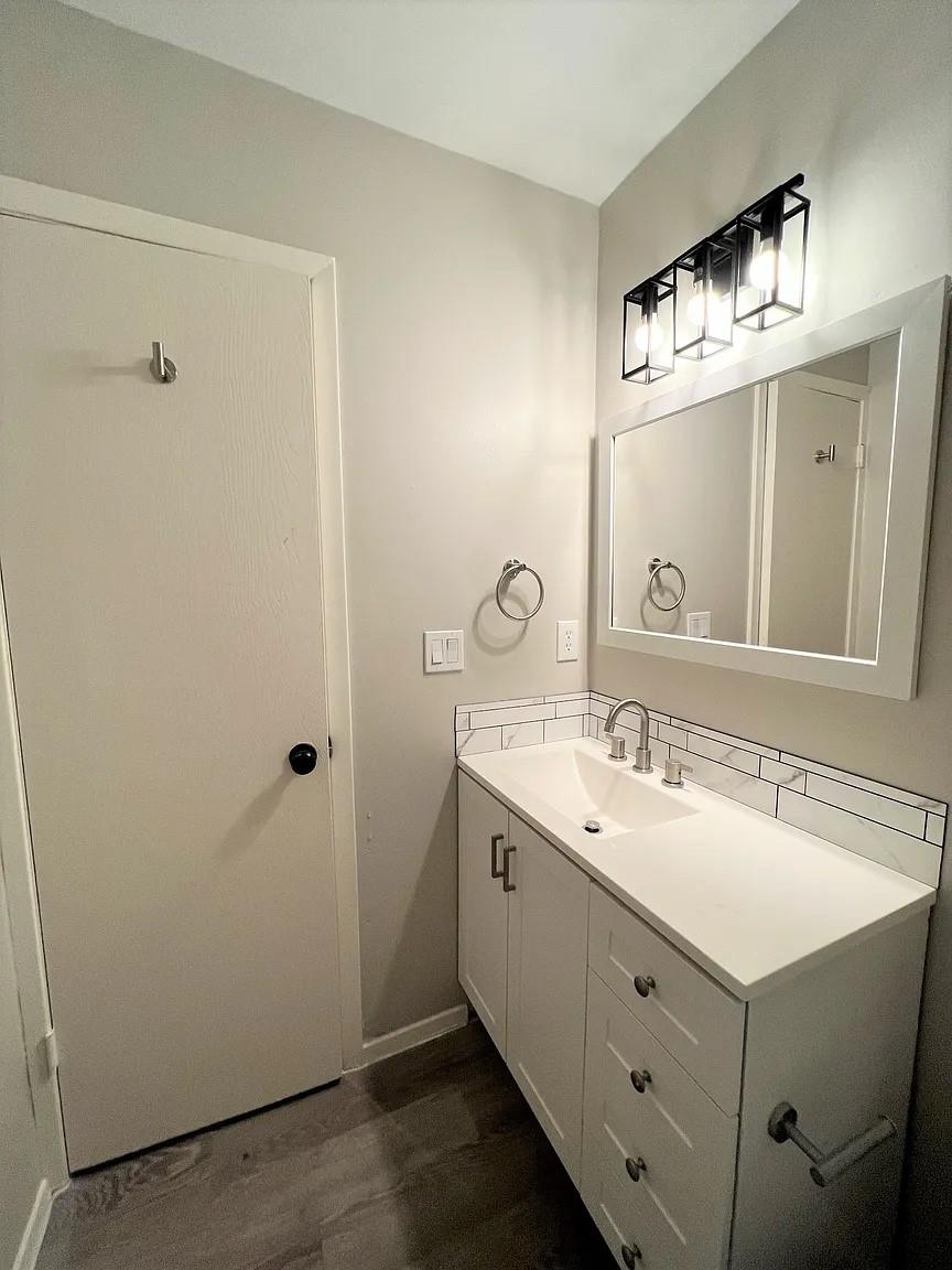 12214 Thompkins Dr # B, Austin, TX 78753