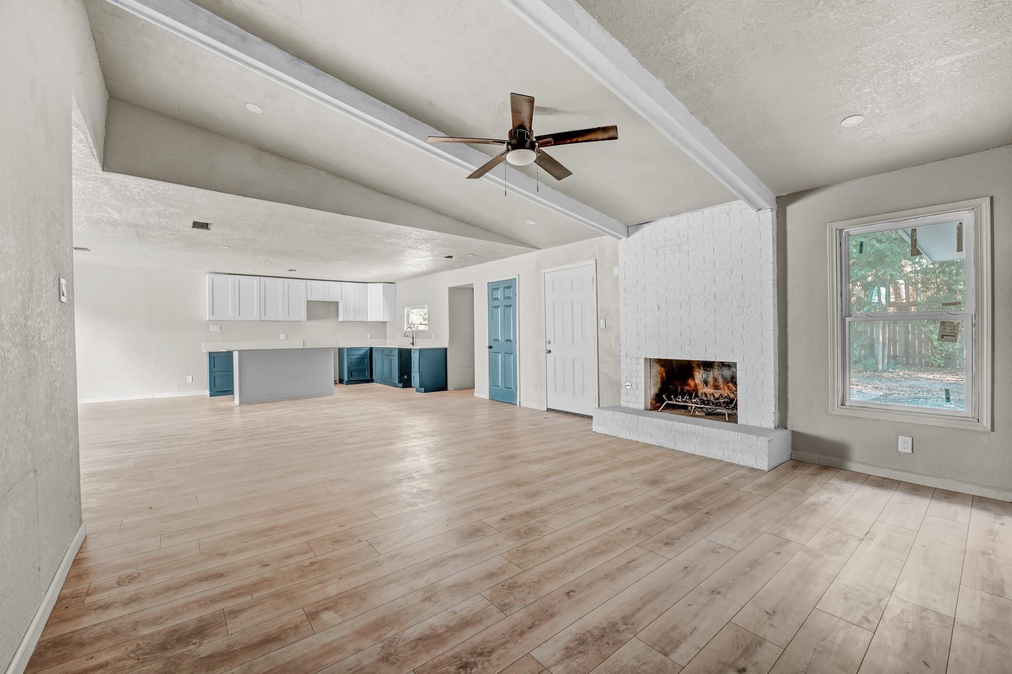 3110 Val Dr, Austin, TX 78723