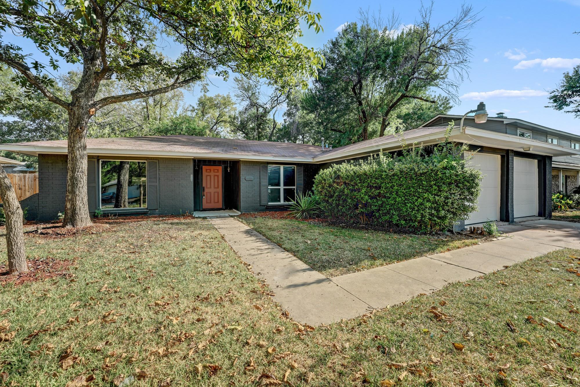 3110 Val Dr, Austin, TX 78723