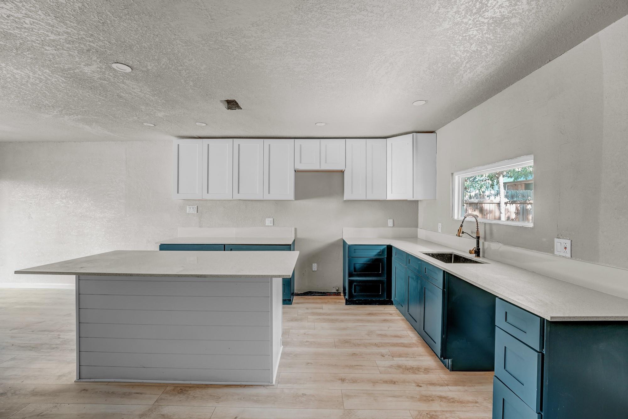 3110 Val Dr, Austin, TX 78723