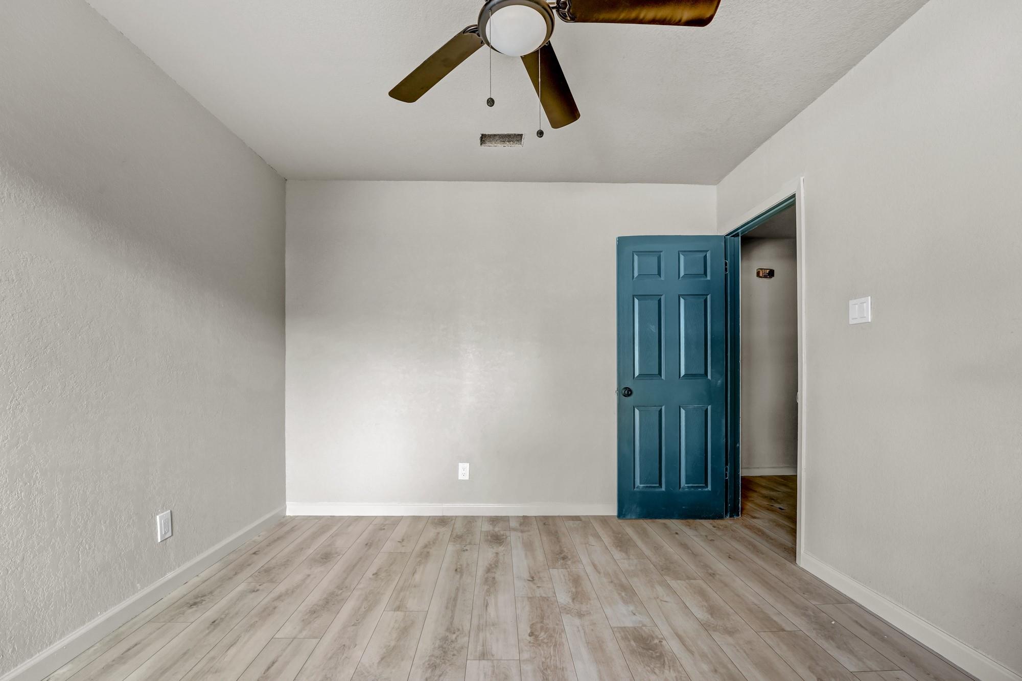 3110 Val Dr, Austin, TX 78723