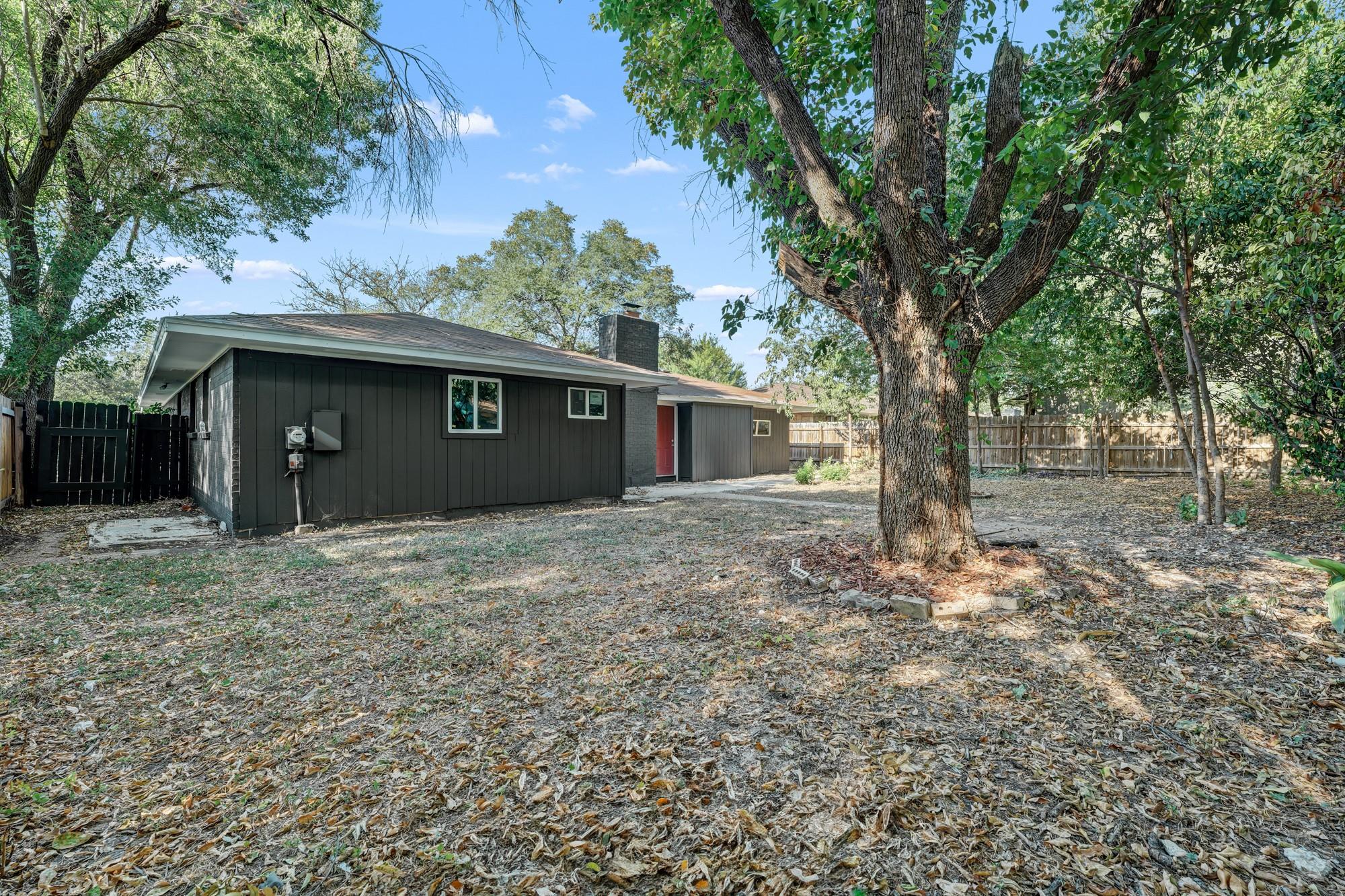 3110 Val Dr, Austin, TX 78723