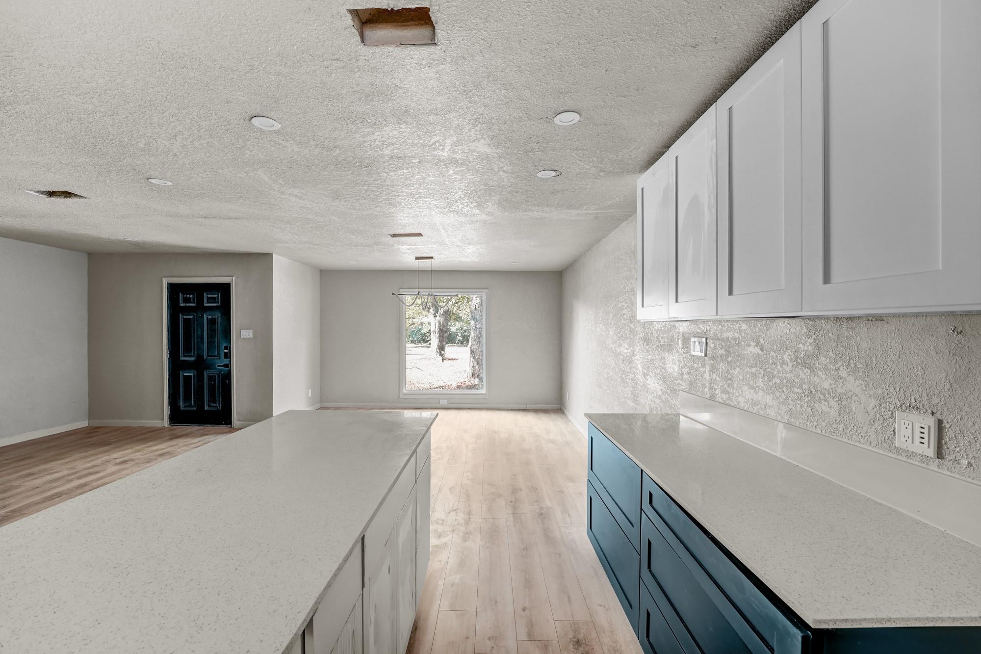 3110 Val Dr, Austin, TX 78723