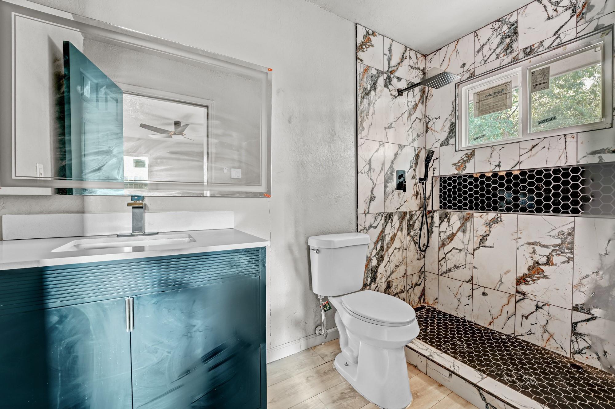 3110 Val Dr, Austin, TX 78723