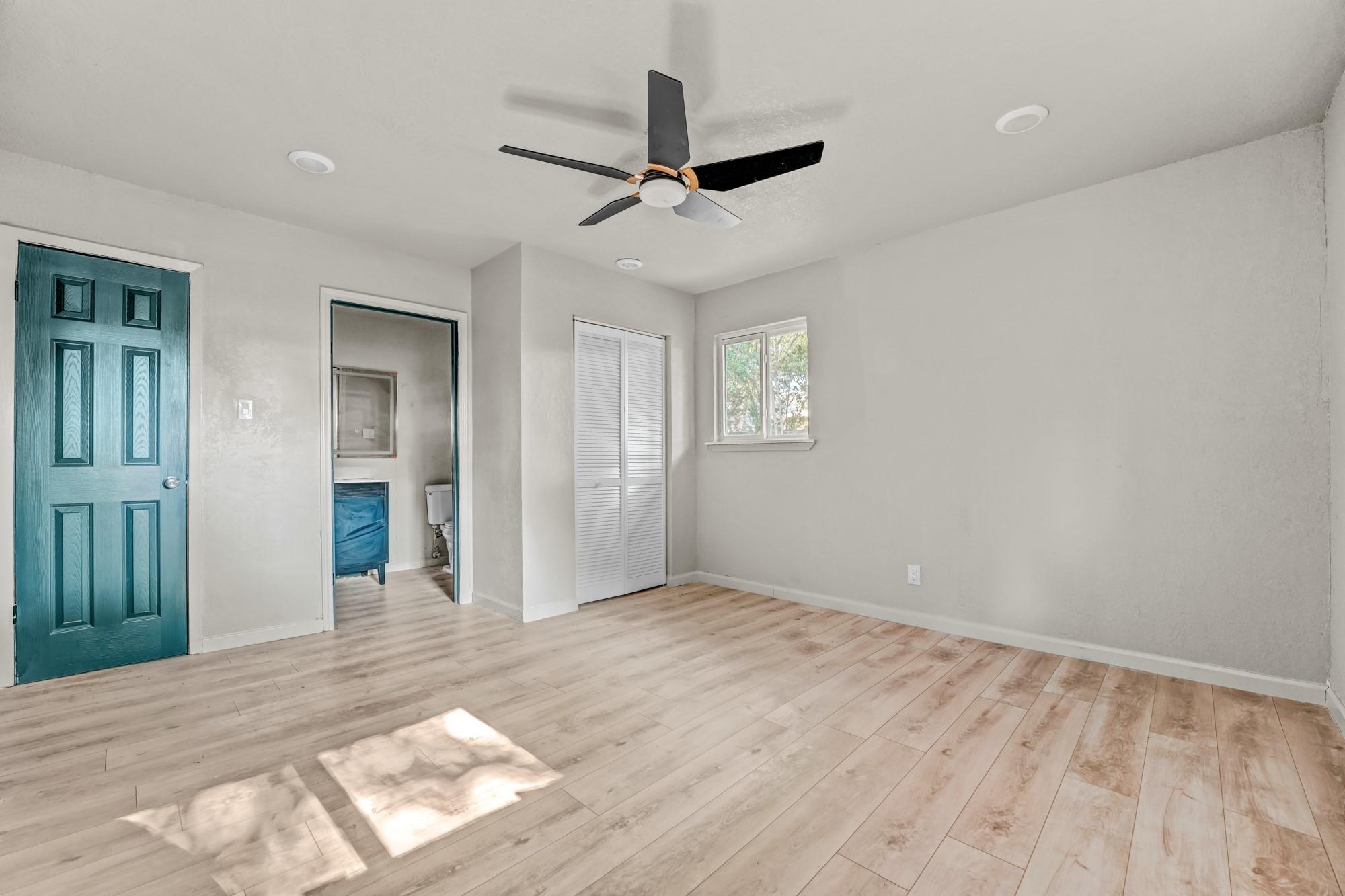 3110 Val Dr, Austin, TX 78723