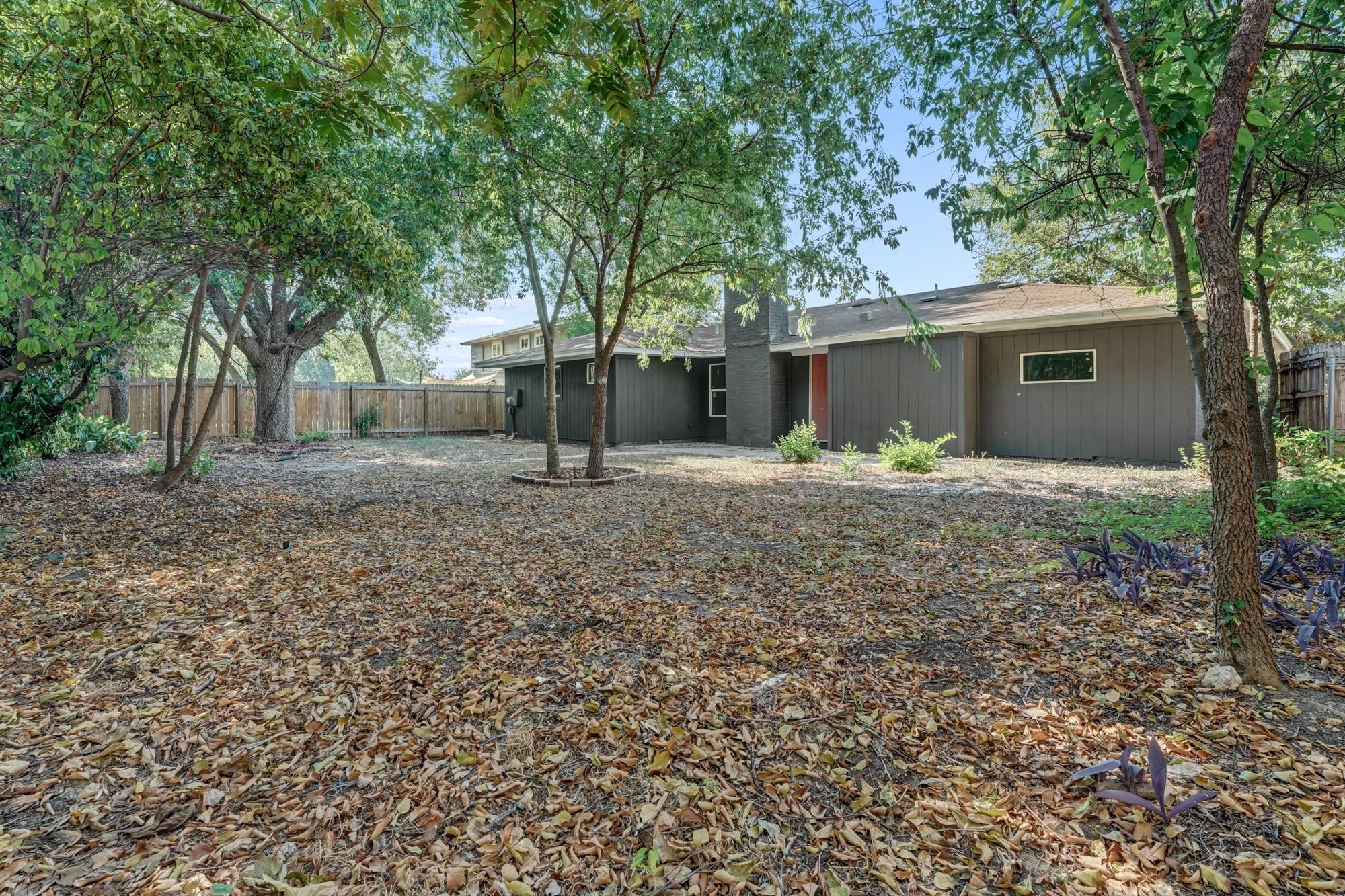 3110 Val Dr, Austin, TX 78723