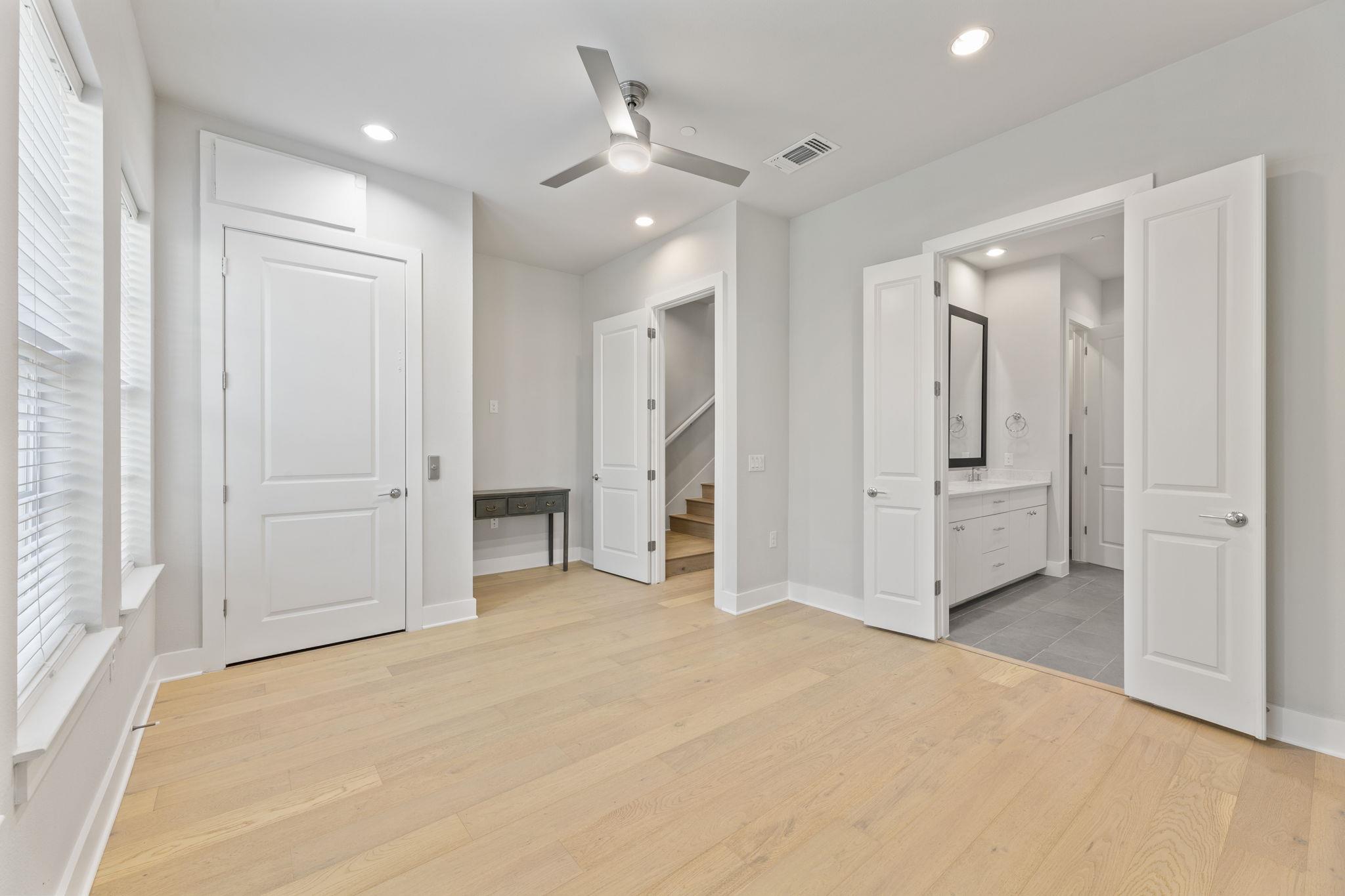 1301 Town Creek Dr # 2, Austin, TX 78741