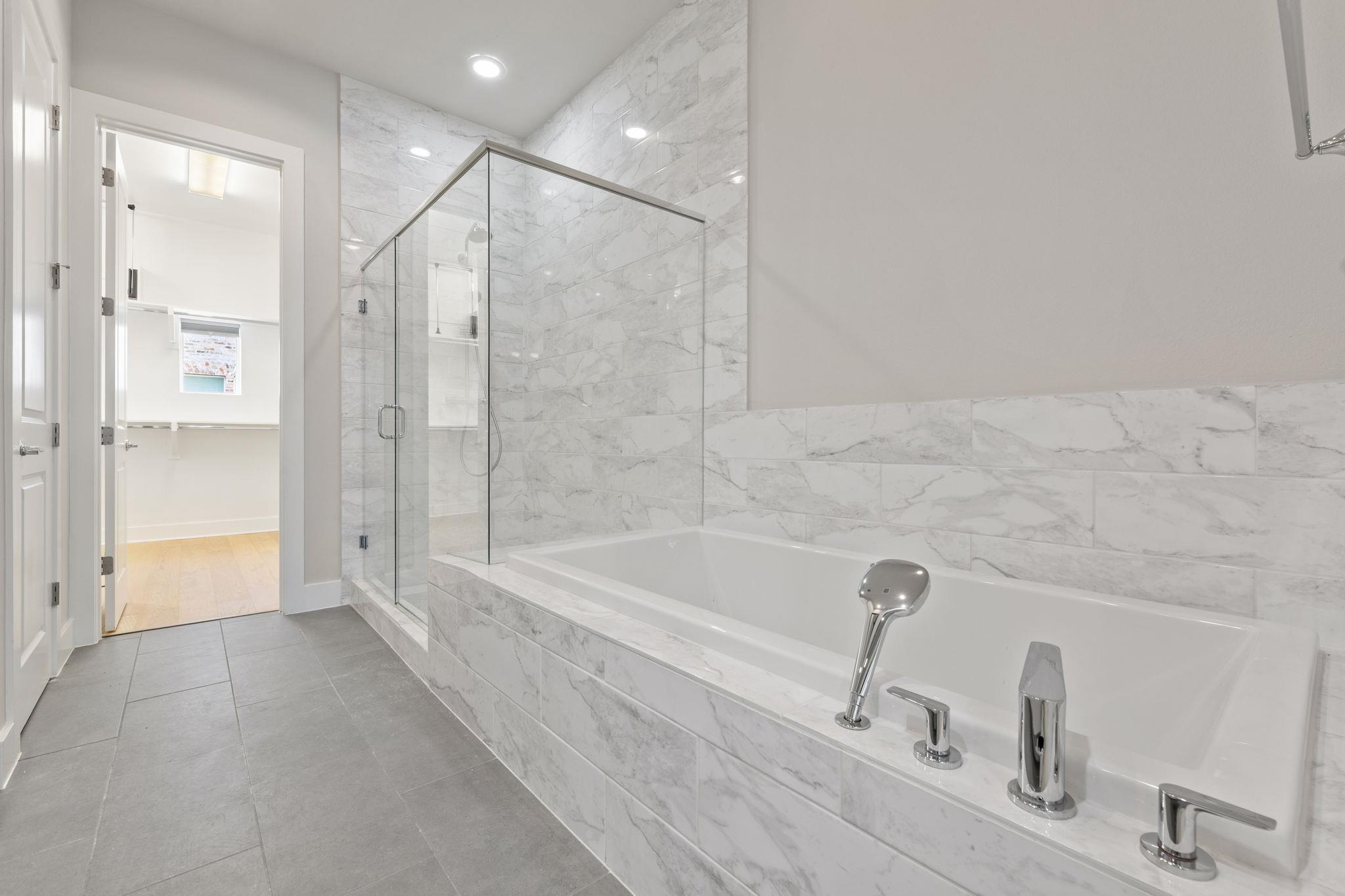 1301 Town Creek Dr # 2, Austin, TX 78741