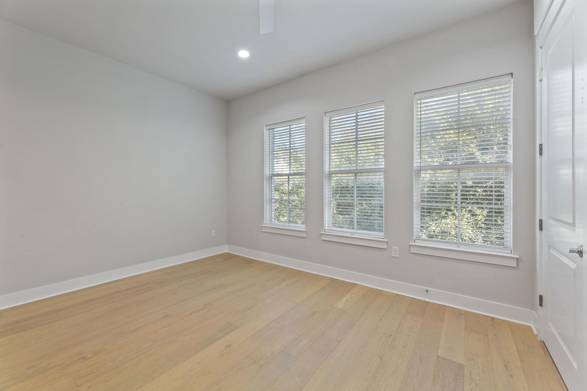 1301 Town Creek Dr # 2, Austin, TX 78741