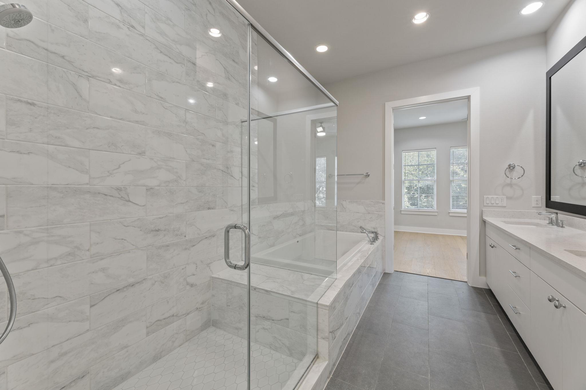 1301 Town Creek Dr # 2, Austin, TX 78741