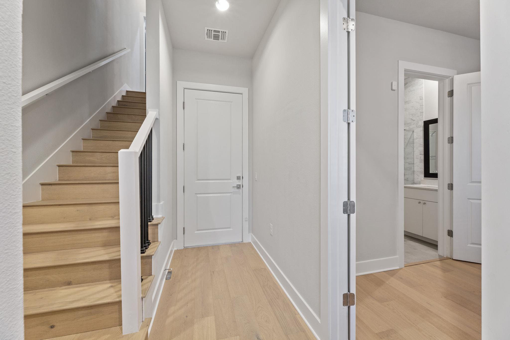 1301 Town Creek Dr # 2, Austin, TX 78741