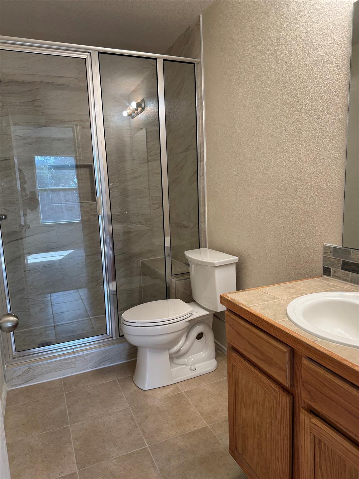 400 Blue Shale Dr, Jarrell, TX 76537