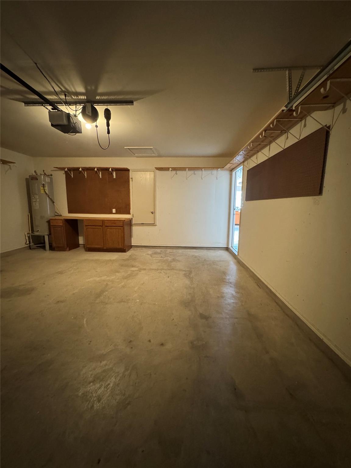 400 Blue Shale Dr, Jarrell, TX 76537