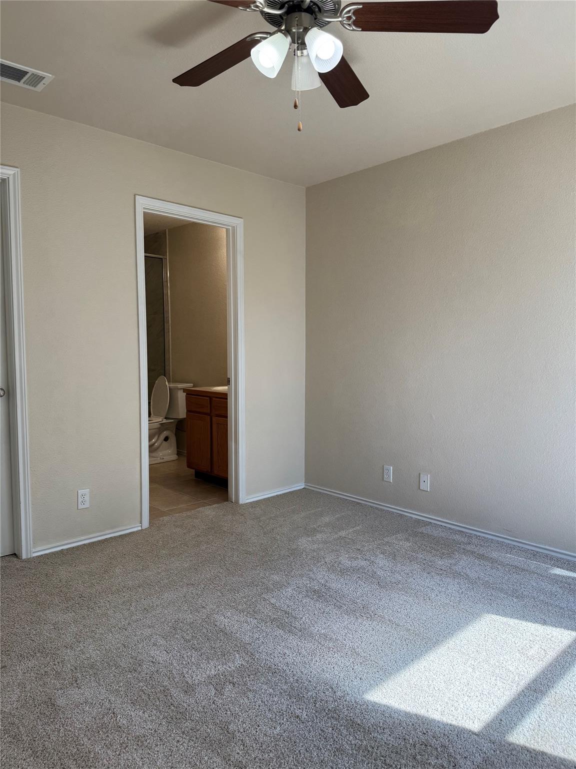 400 Blue Shale Dr, Jarrell, TX 76537