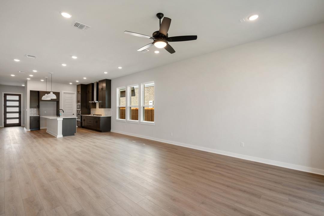 1023 North Roger Hanks Parkway, Dripping Springs, TX 78620