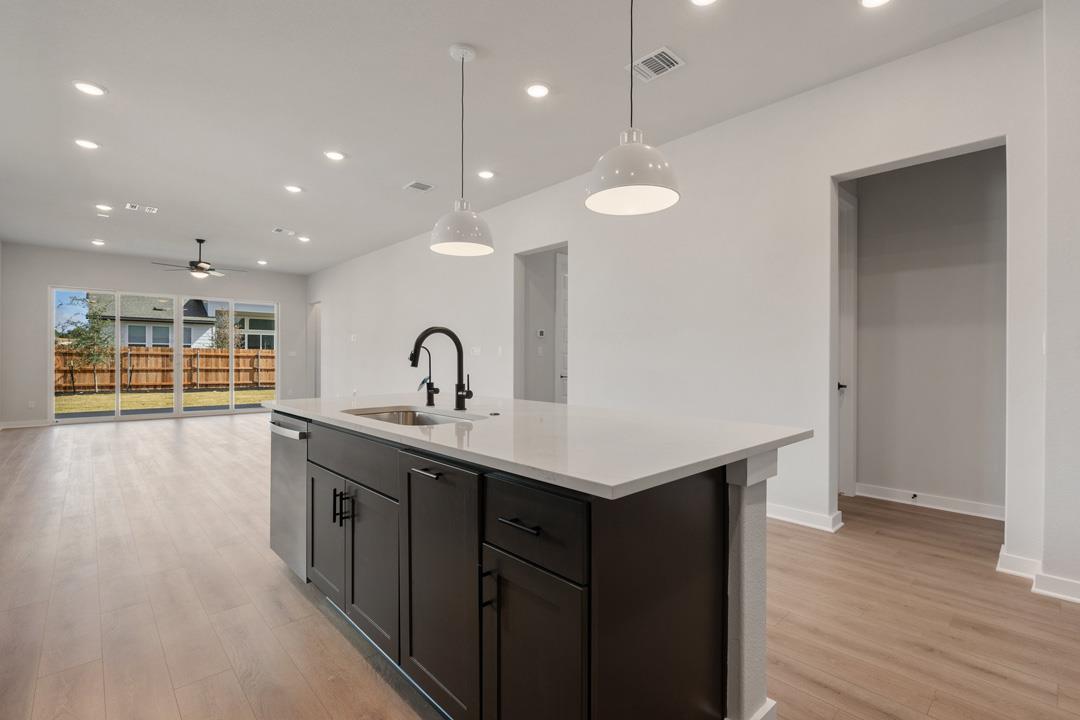 1023 North Roger Hanks Parkway, Dripping Springs, TX 78620