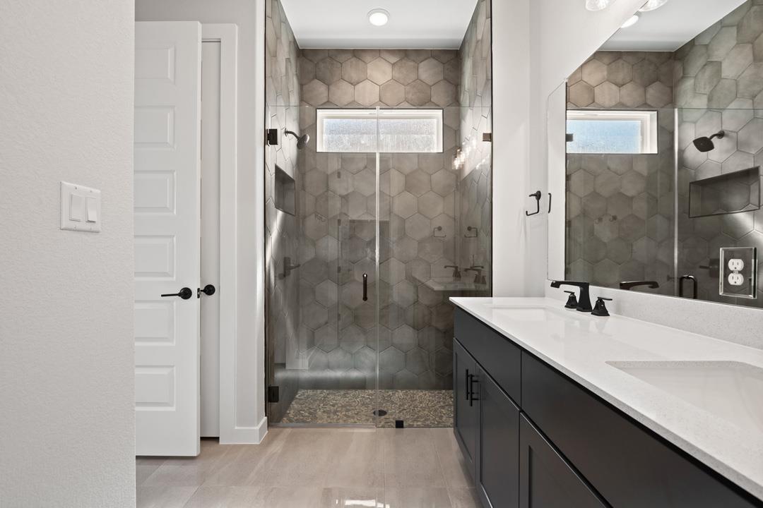 1023 North Roger Hanks Parkway, Dripping Springs, TX 78620