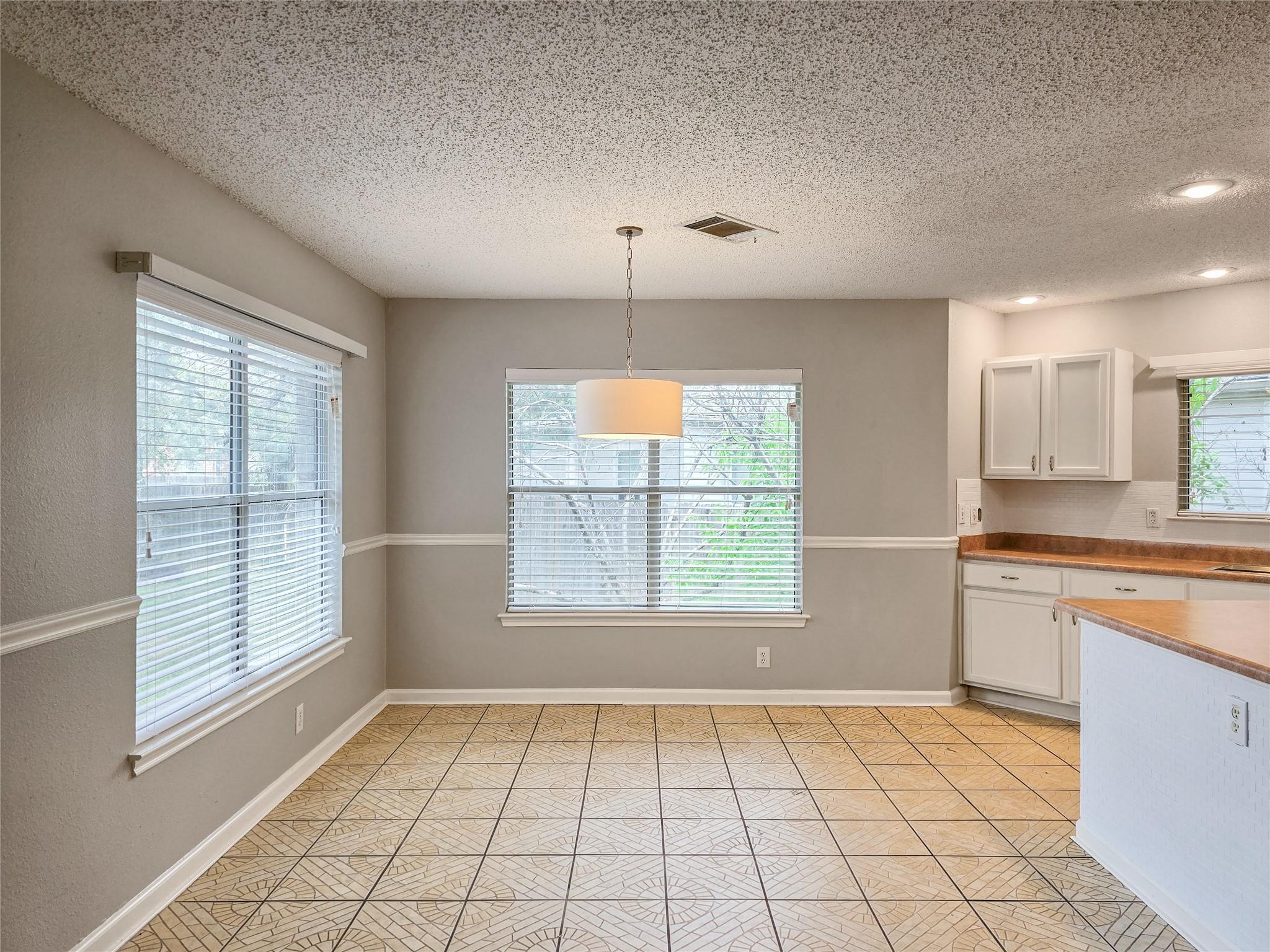 1318 Chalk Ln, Cedar Park, TX 78613