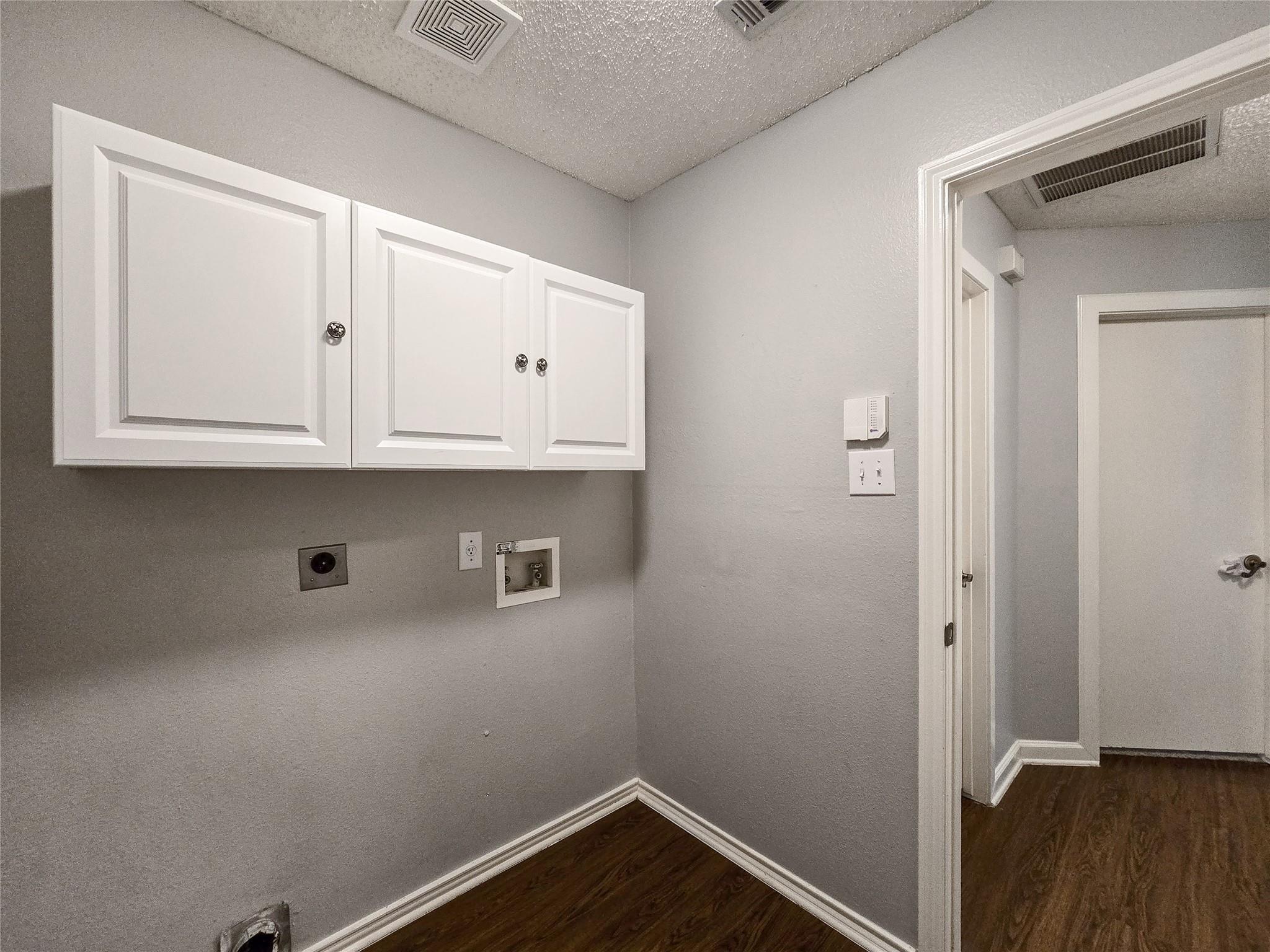 1318 Chalk Ln, Cedar Park, TX 78613