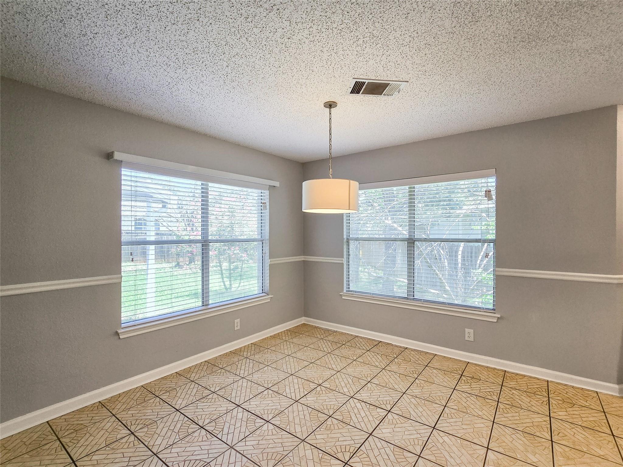 1318 Chalk Ln, Cedar Park, TX 78613